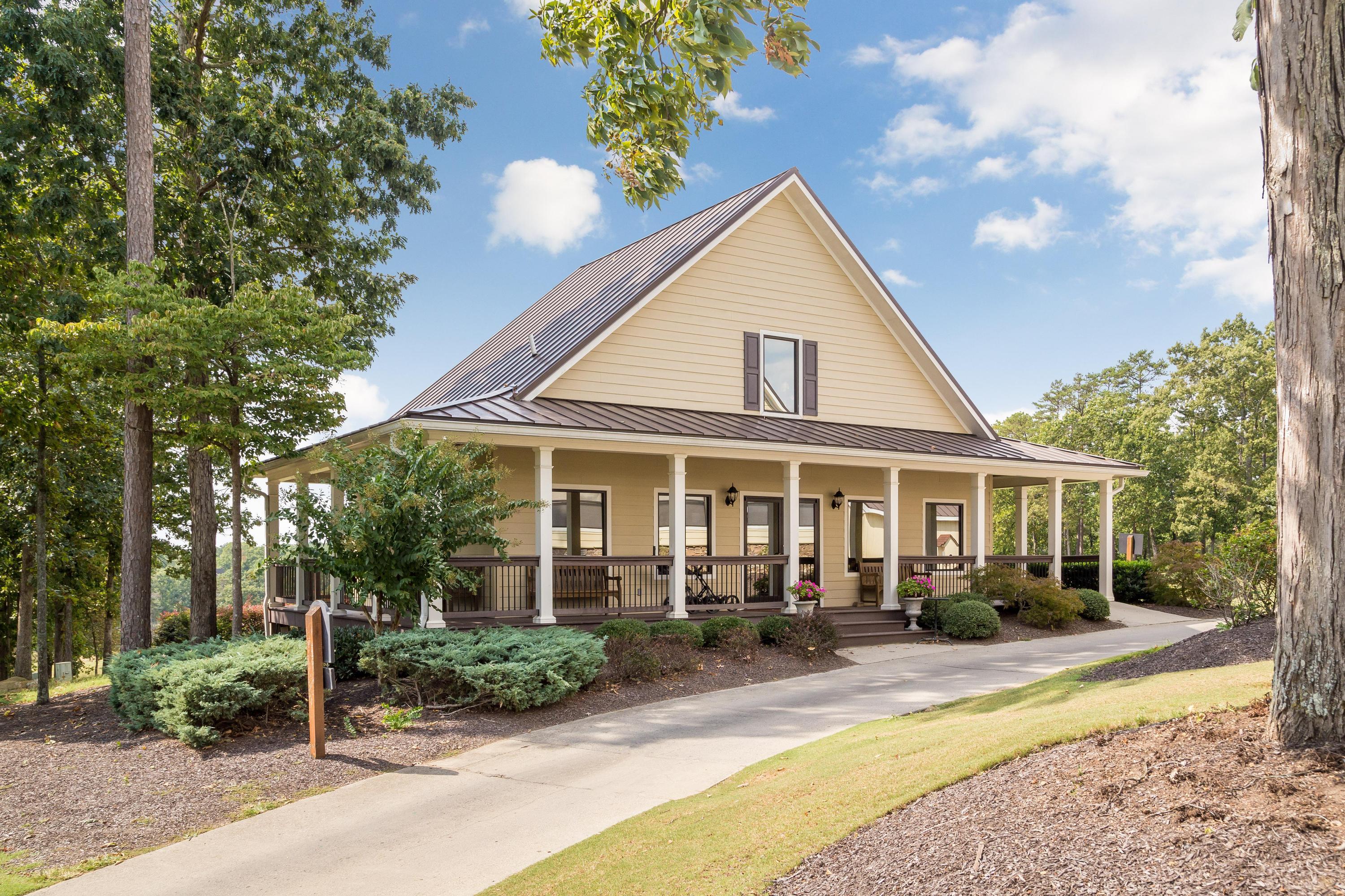 2134 Holden Farm Place