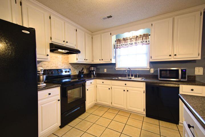 1220 Lone Mountain Drive