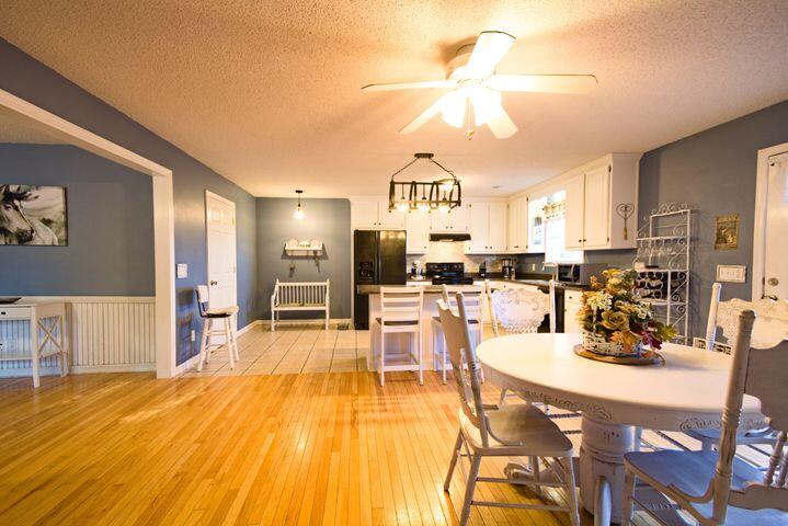 1220 Lone Mountain Drive