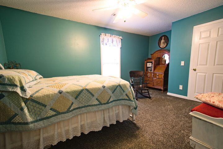 1220 Lone Mountain Drive