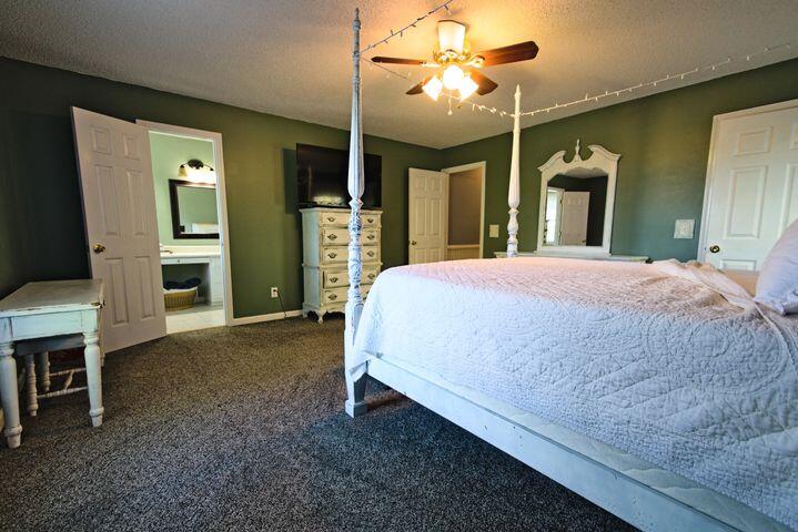 1220 Lone Mountain Drive
