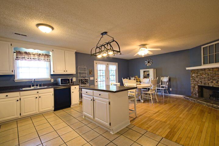 1220 Lone Mountain Drive