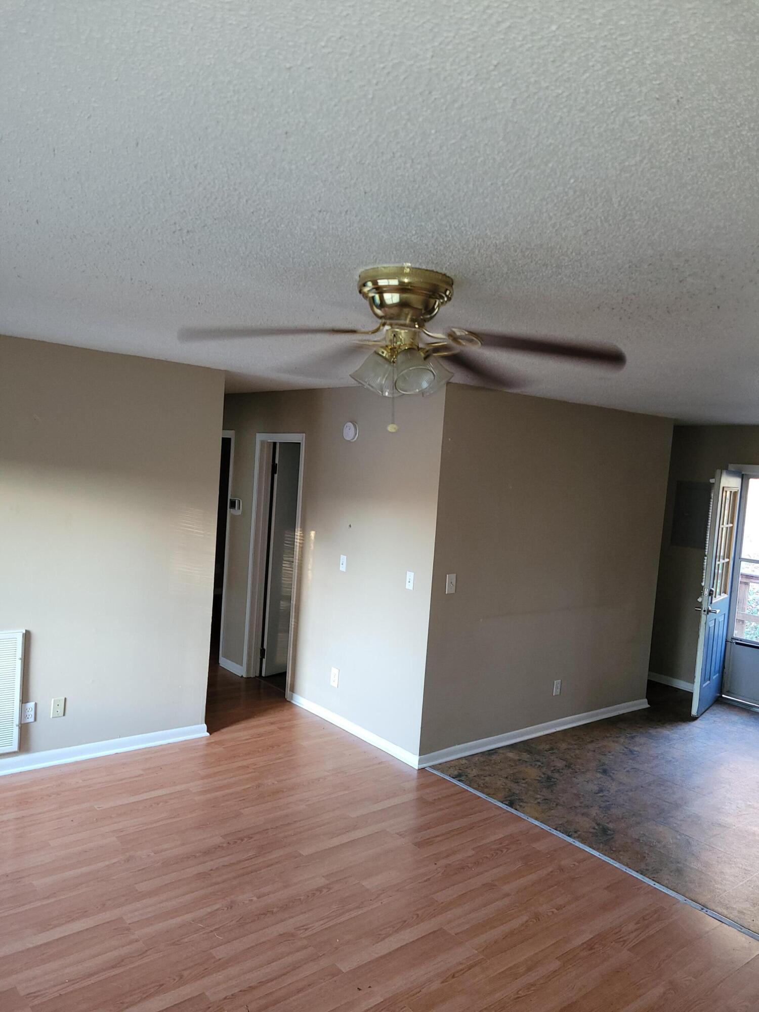 5256 Loblolly Lane