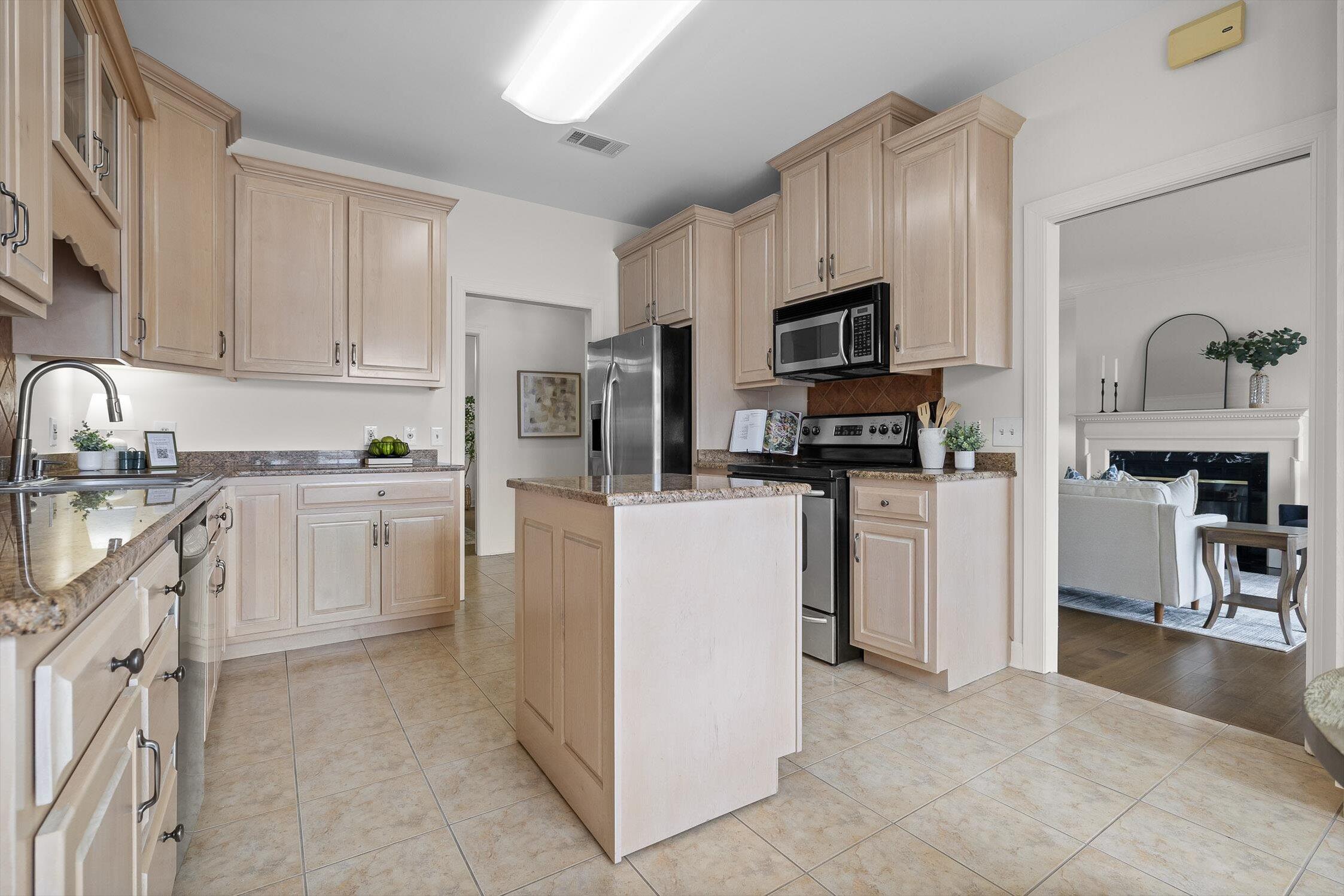 1118 Constitution Drive