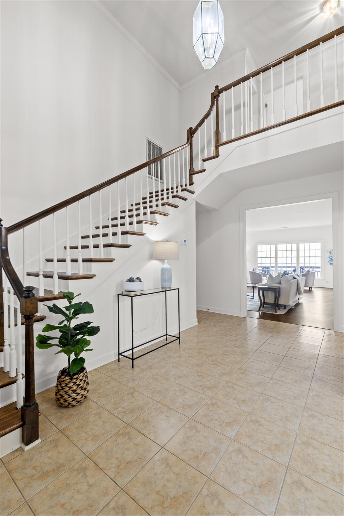 1118 Constitution Drive