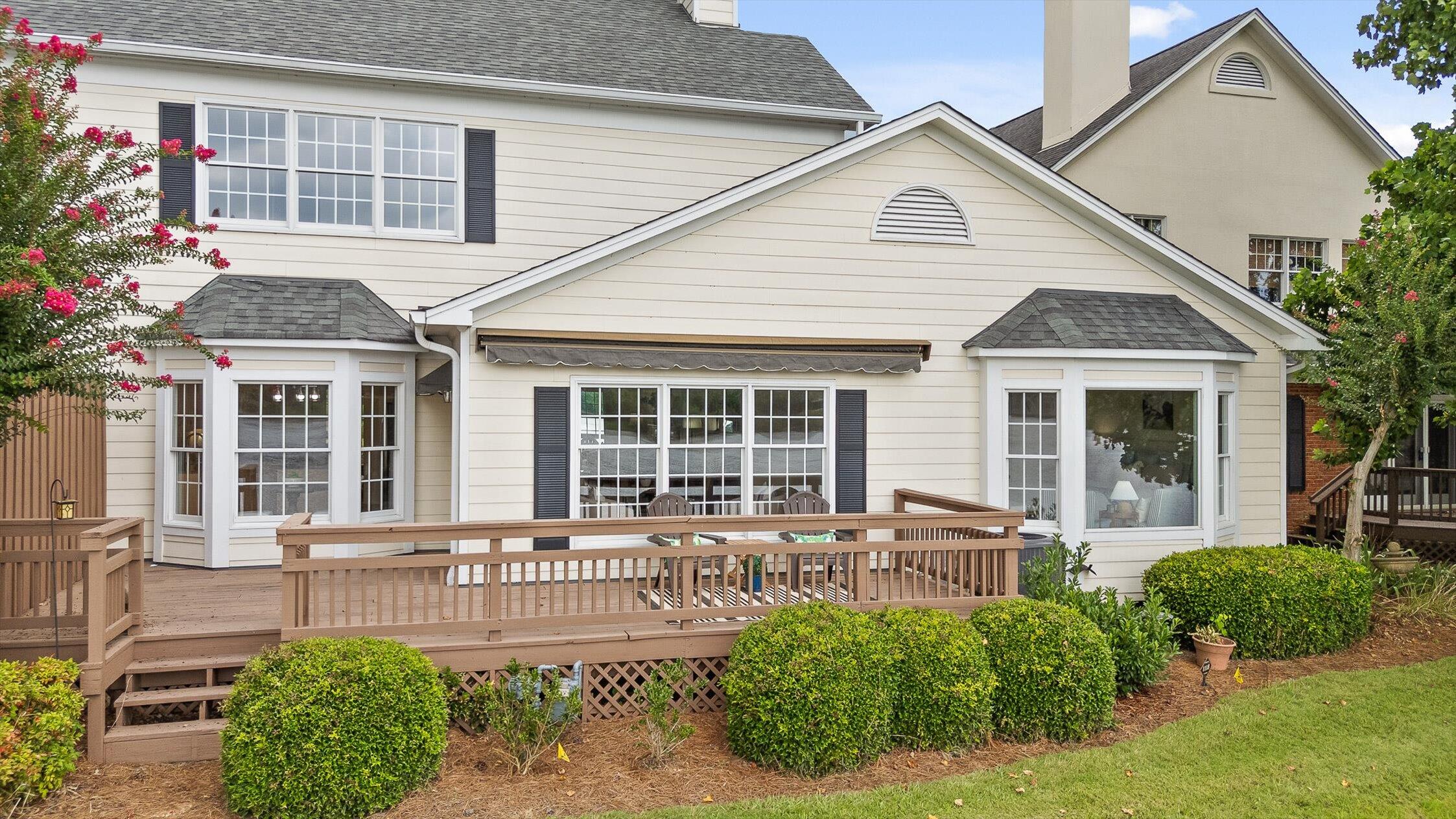 1118 Constitution Drive