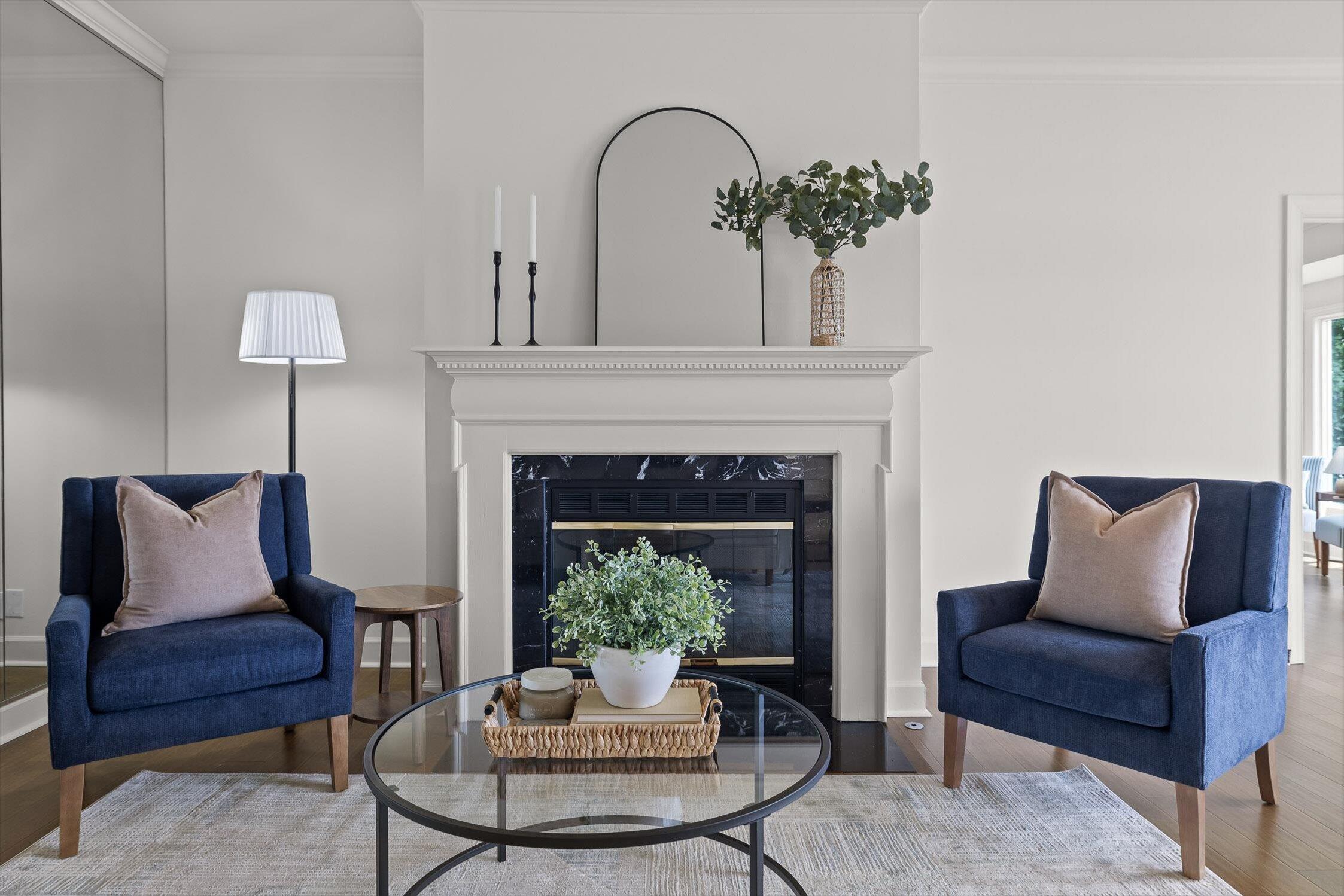 1118 Constitution Drive