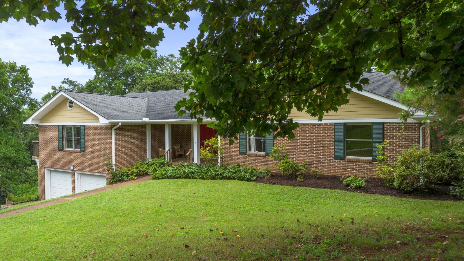 5823 N Park Road