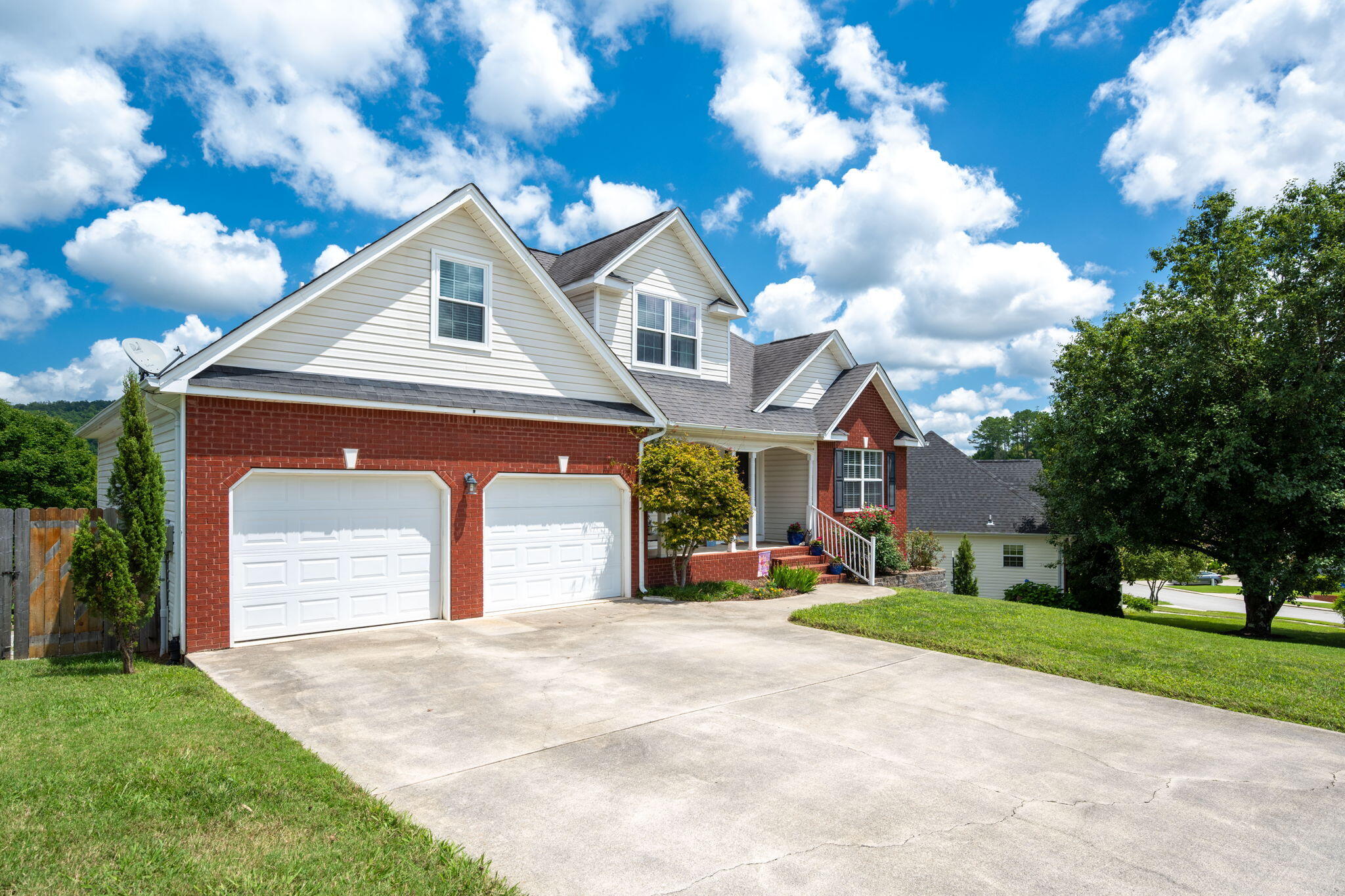 9805 Homewood Circle