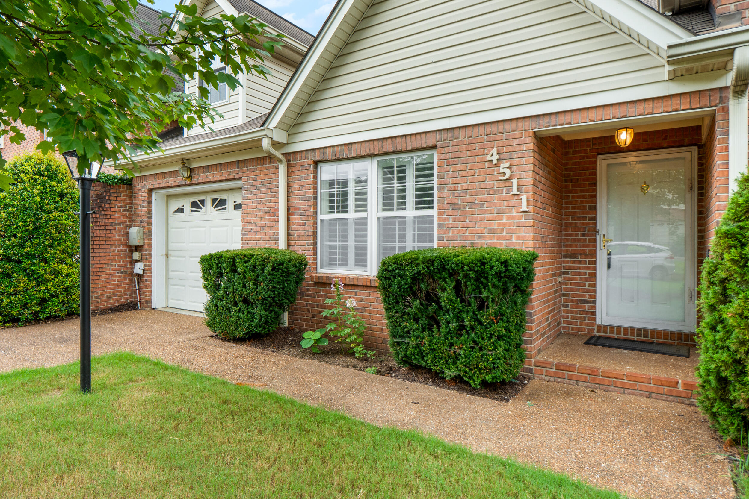 4511 Fire Pink Trail