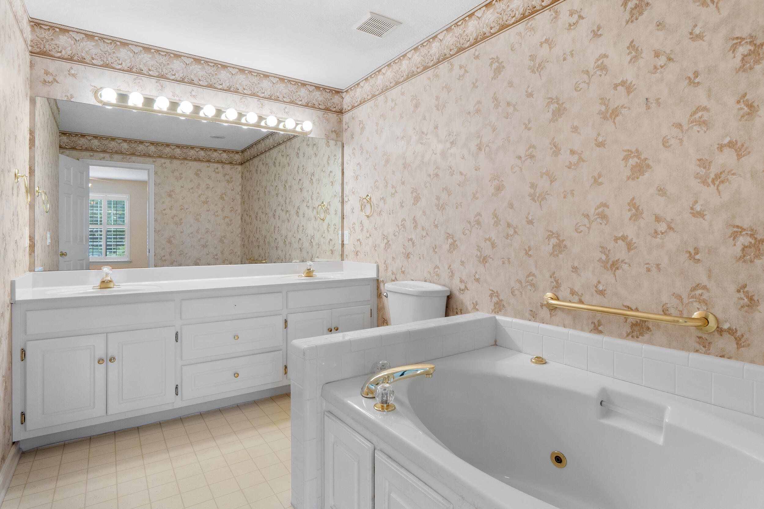 4511 Fire Pink Trail