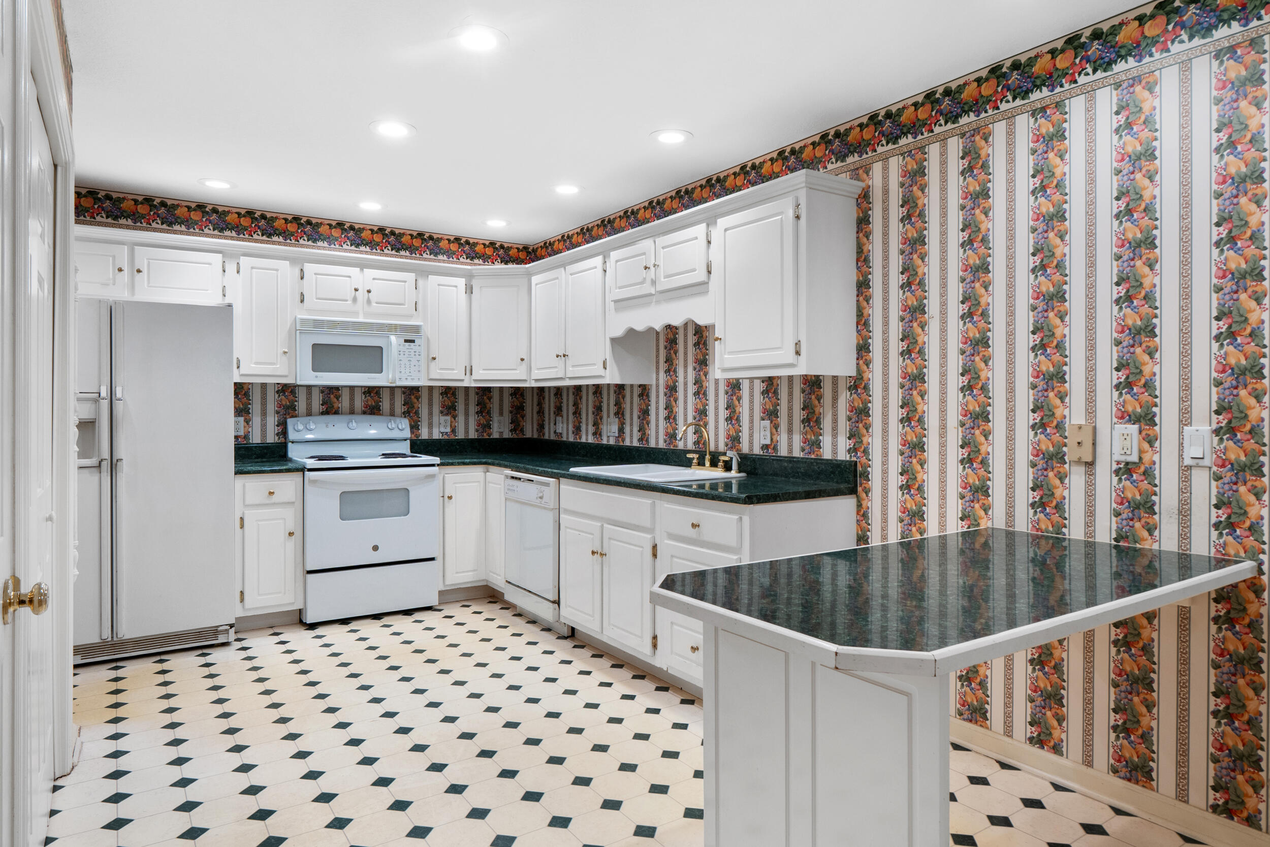 4511 Fire Pink Trail