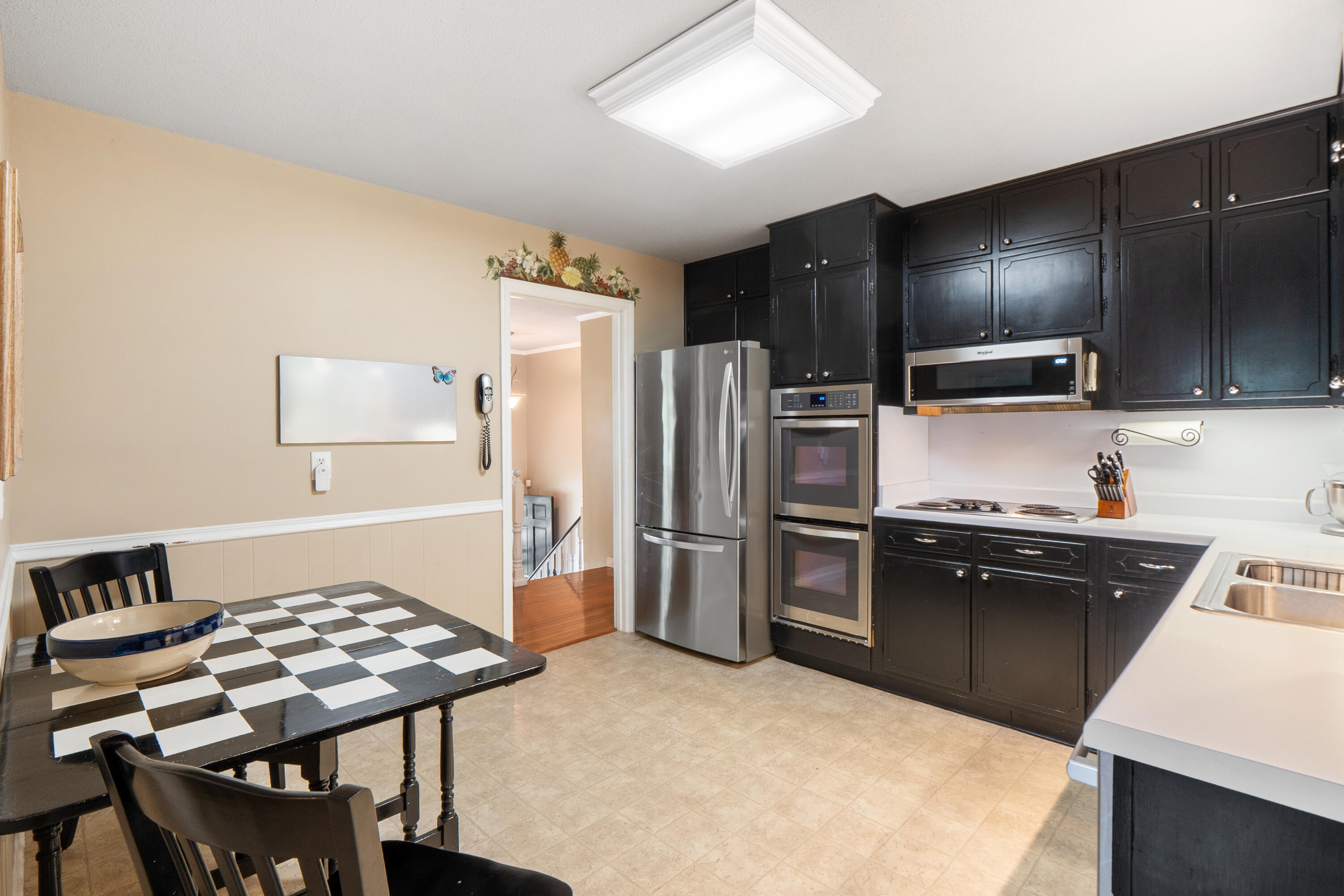 3900 N Mission Oaks Drive