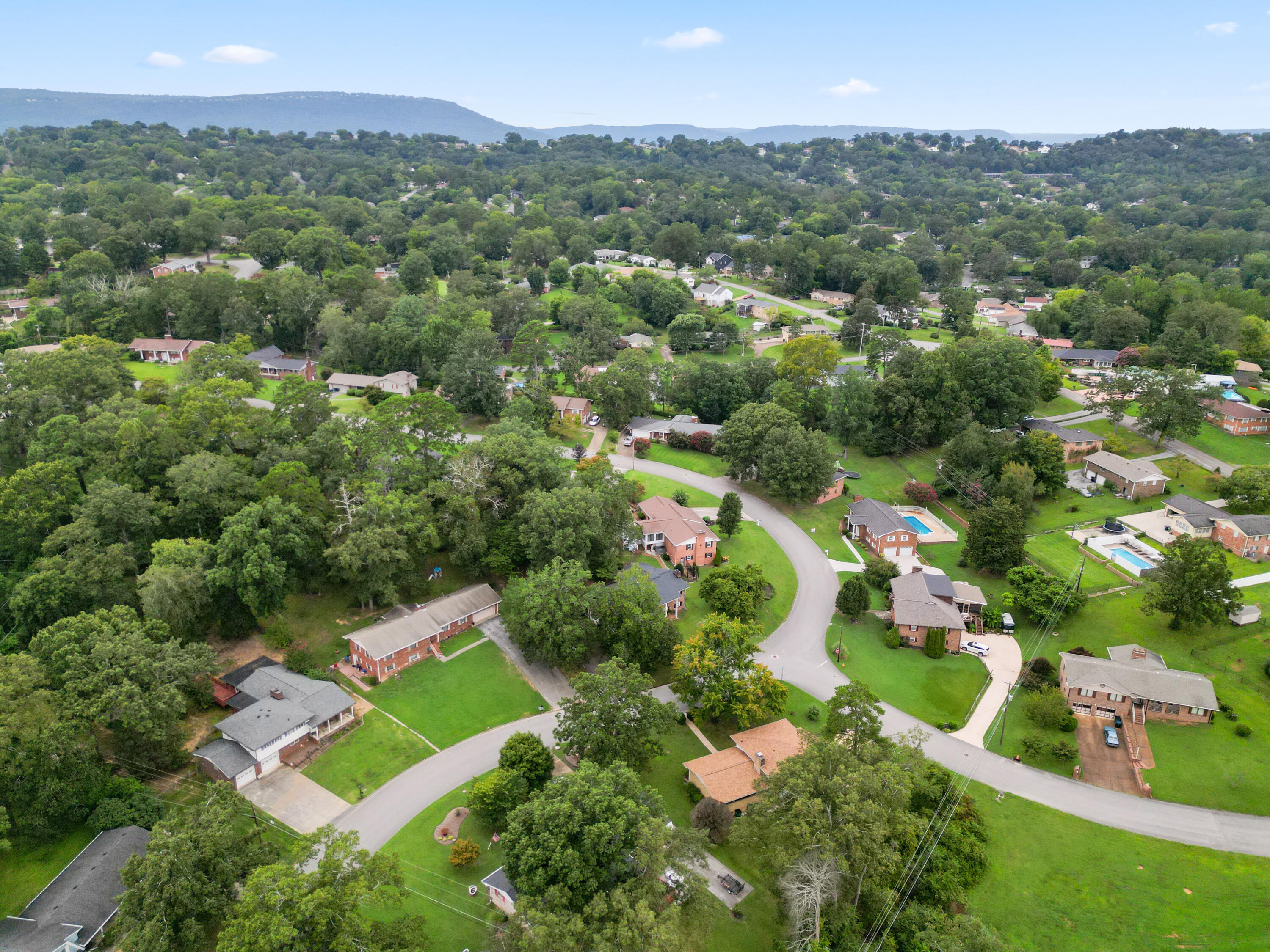 3900 N Mission Oaks Drive