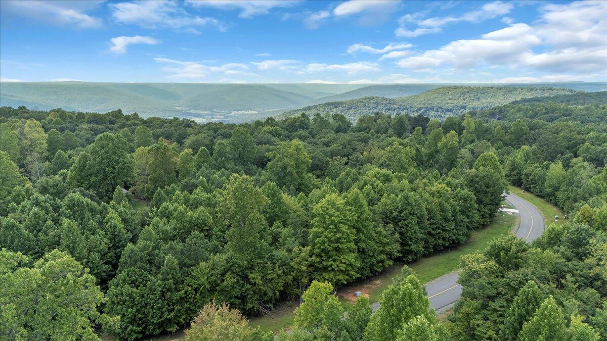 205 Whiskey Way, Jf375