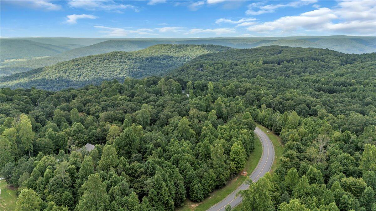 205 Whiskey Way, Jf375