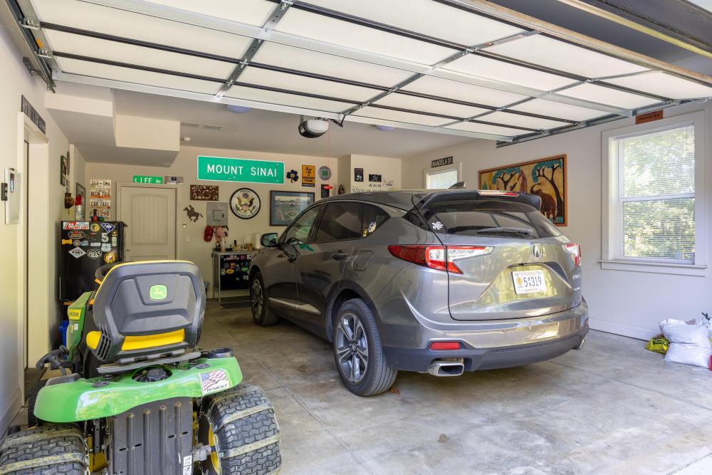 10027 Caseview Drive