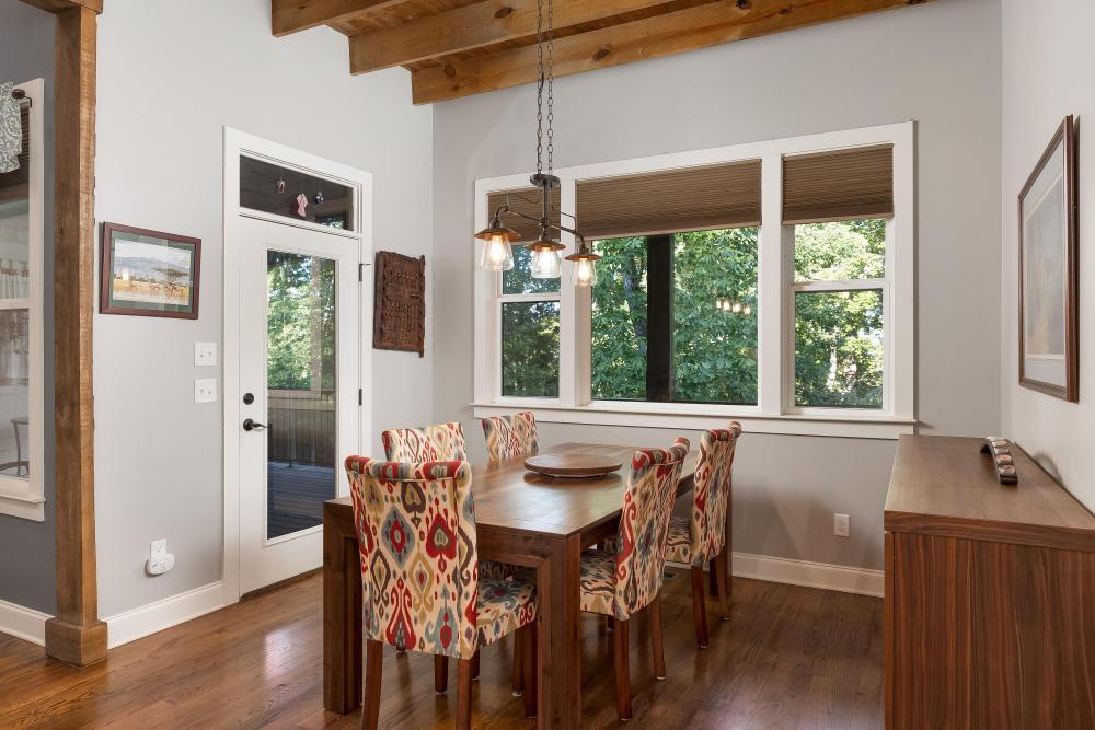 10027 Caseview Drive