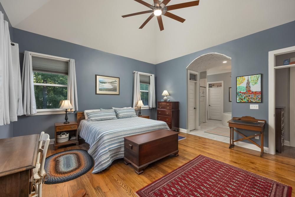 10027 Caseview Drive