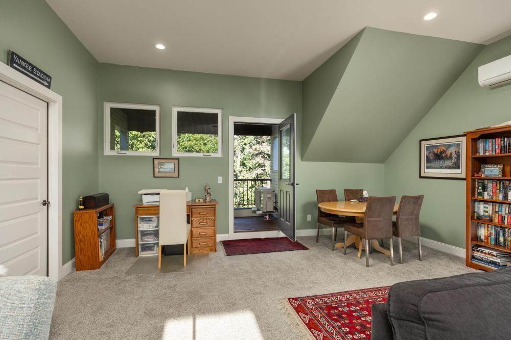 10027 Caseview Drive