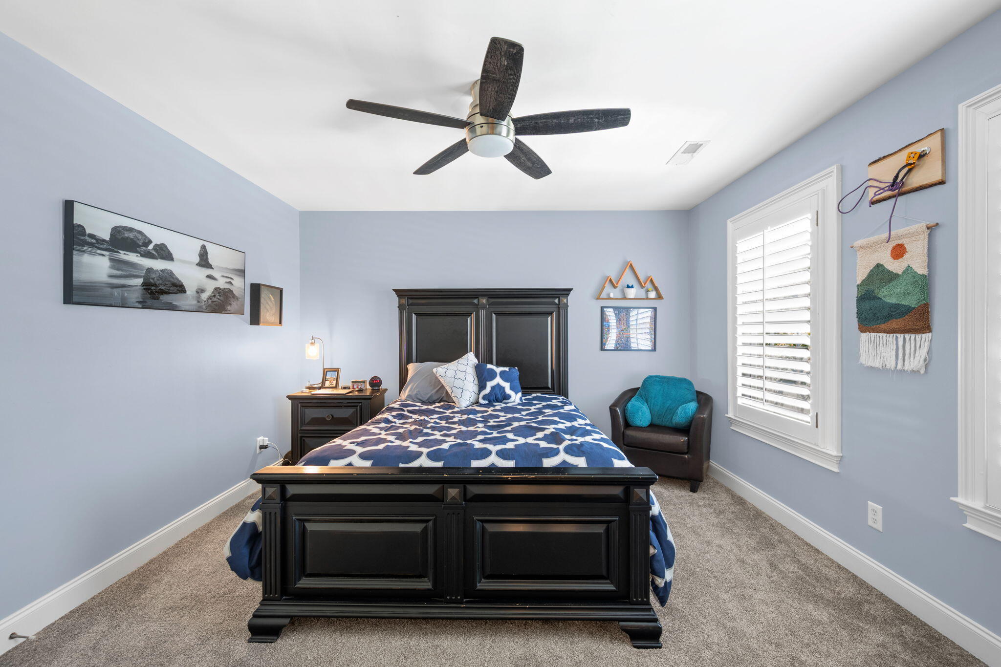 9525 Windrose Circle