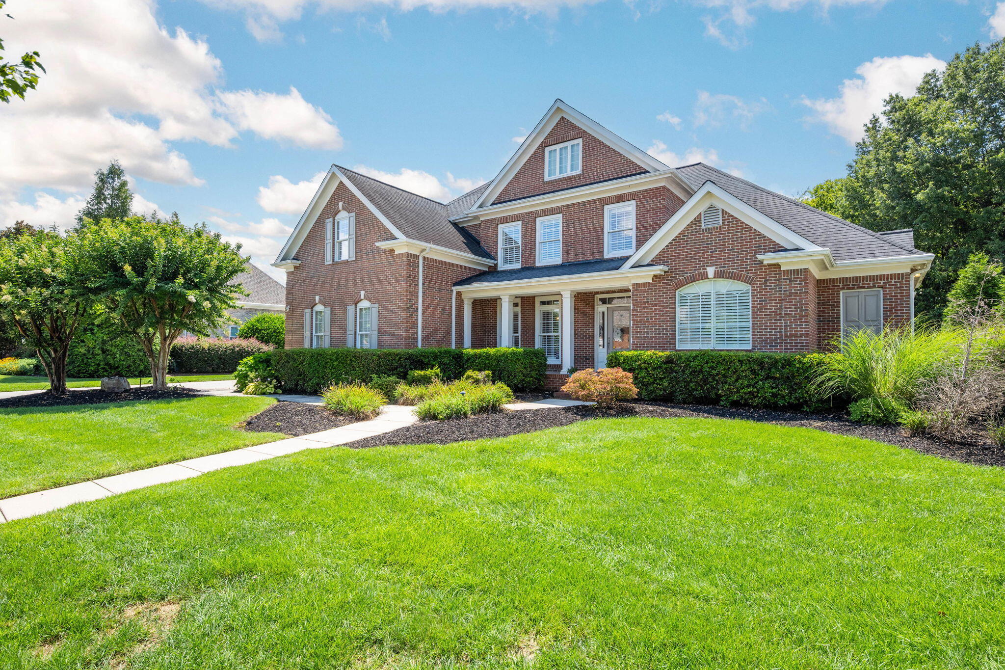 9525 Windrose Circle