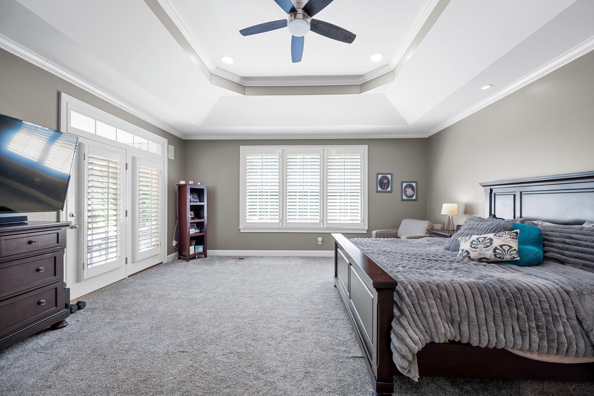 9525 Windrose Circle