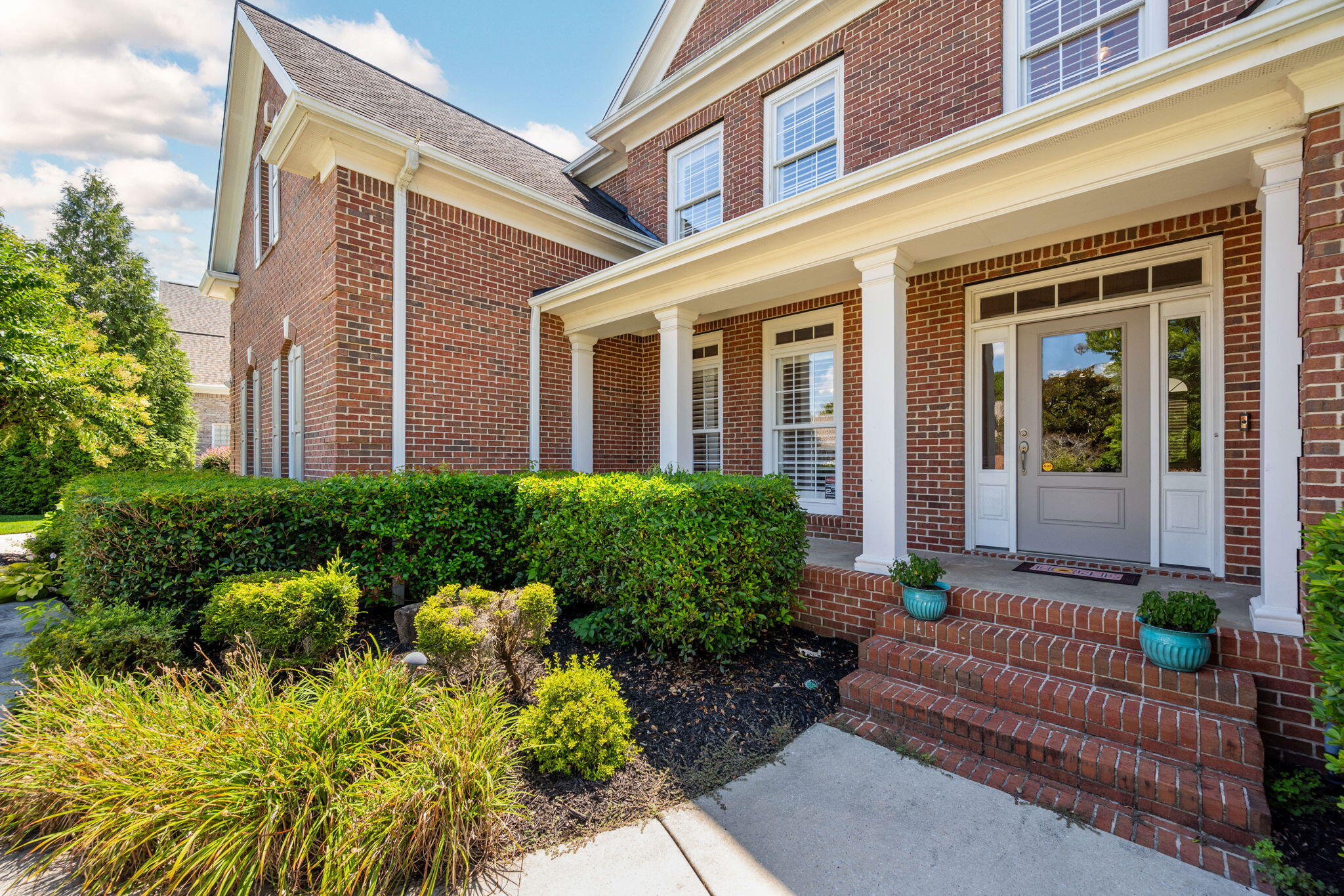 9525 Windrose Circle