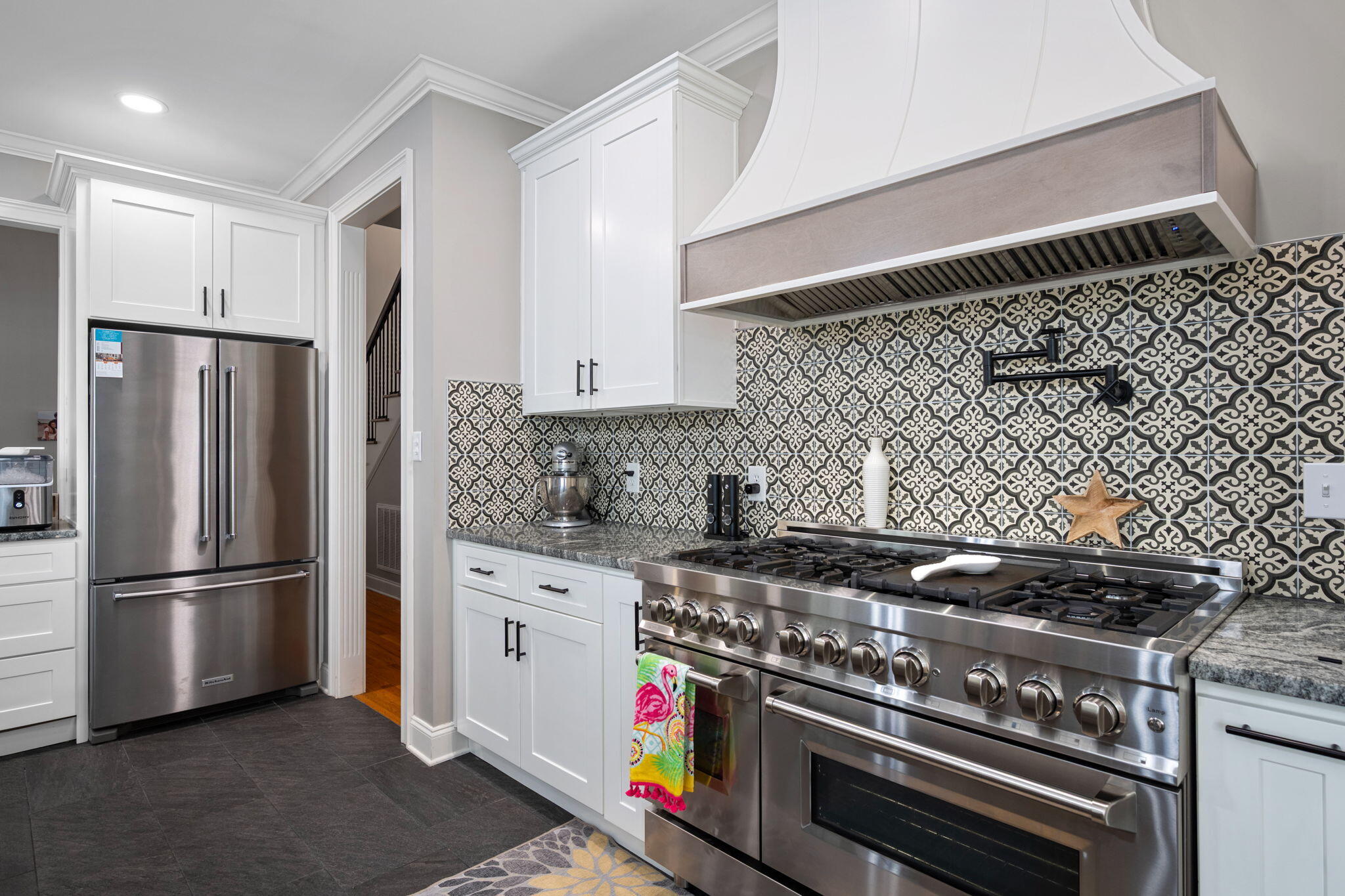 9525 Windrose Circle