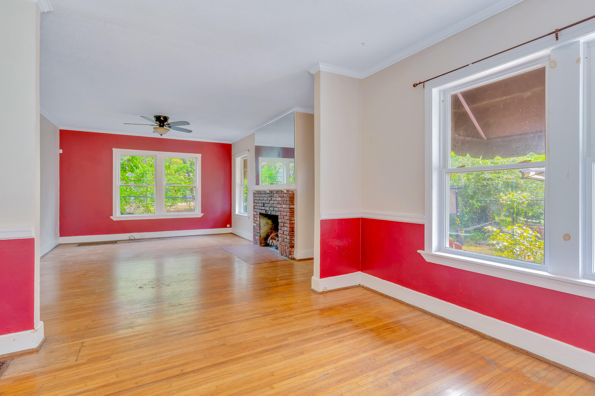 211 Tunnel Boulevard