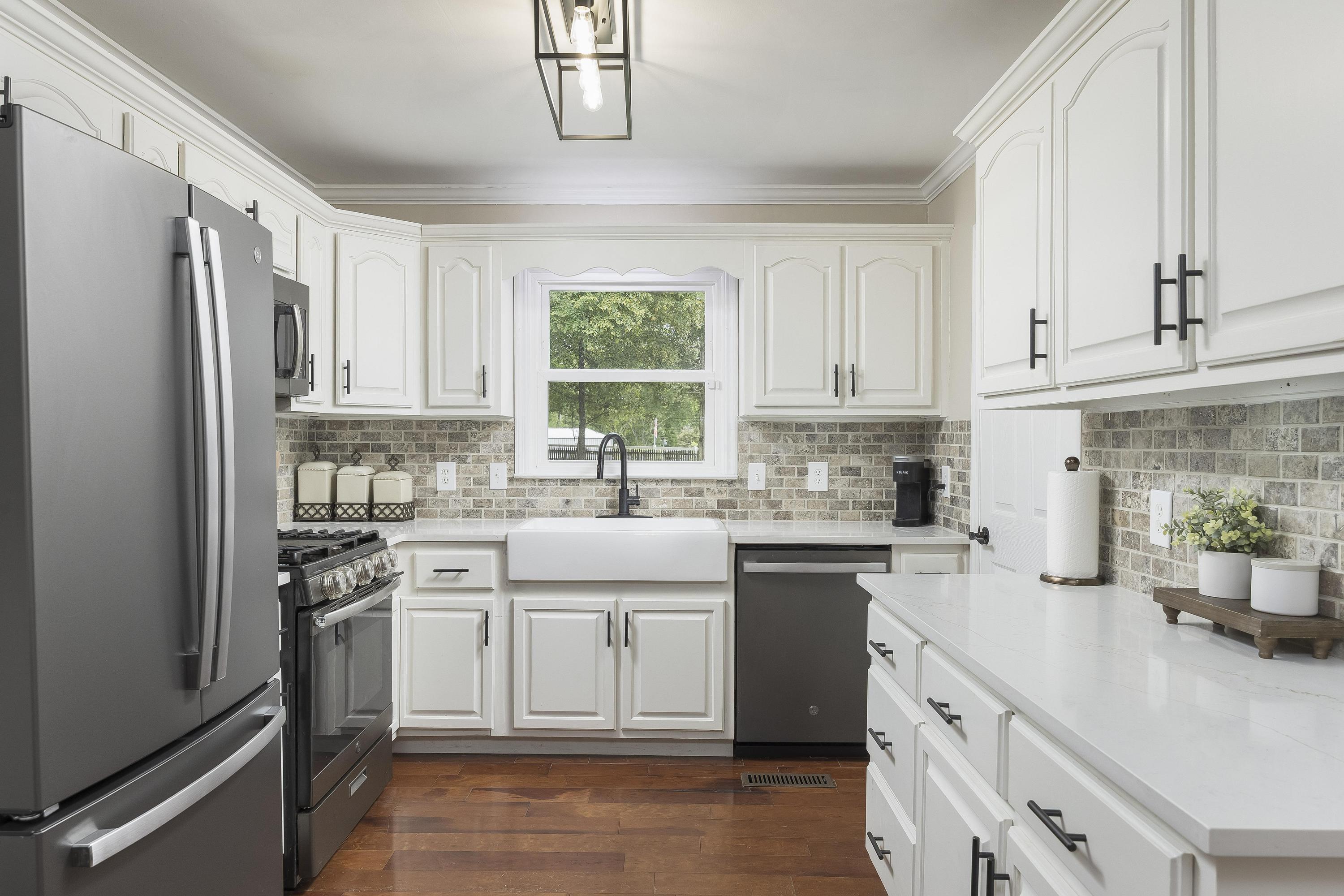 8520 Horseshoe Bend Lane