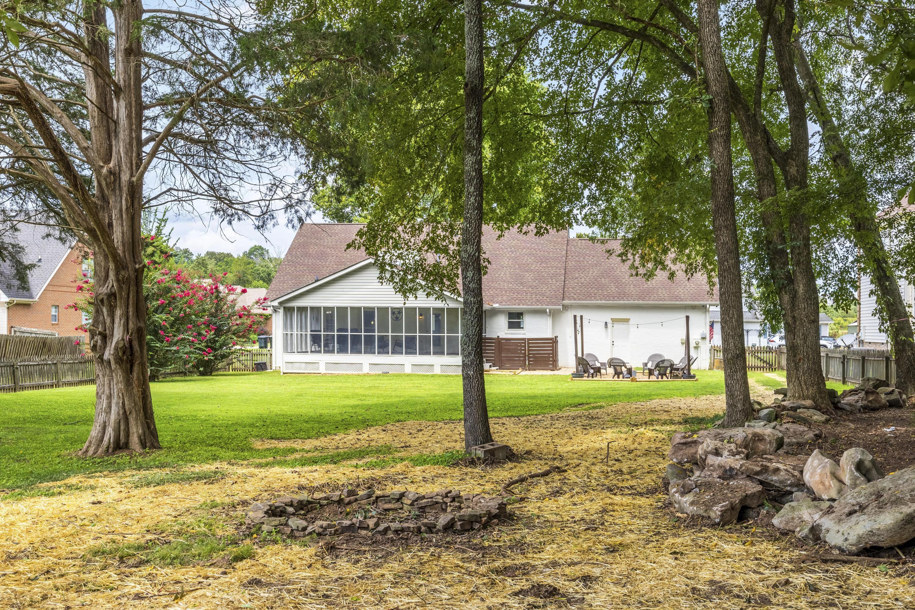 8520 Horseshoe Bend Lane