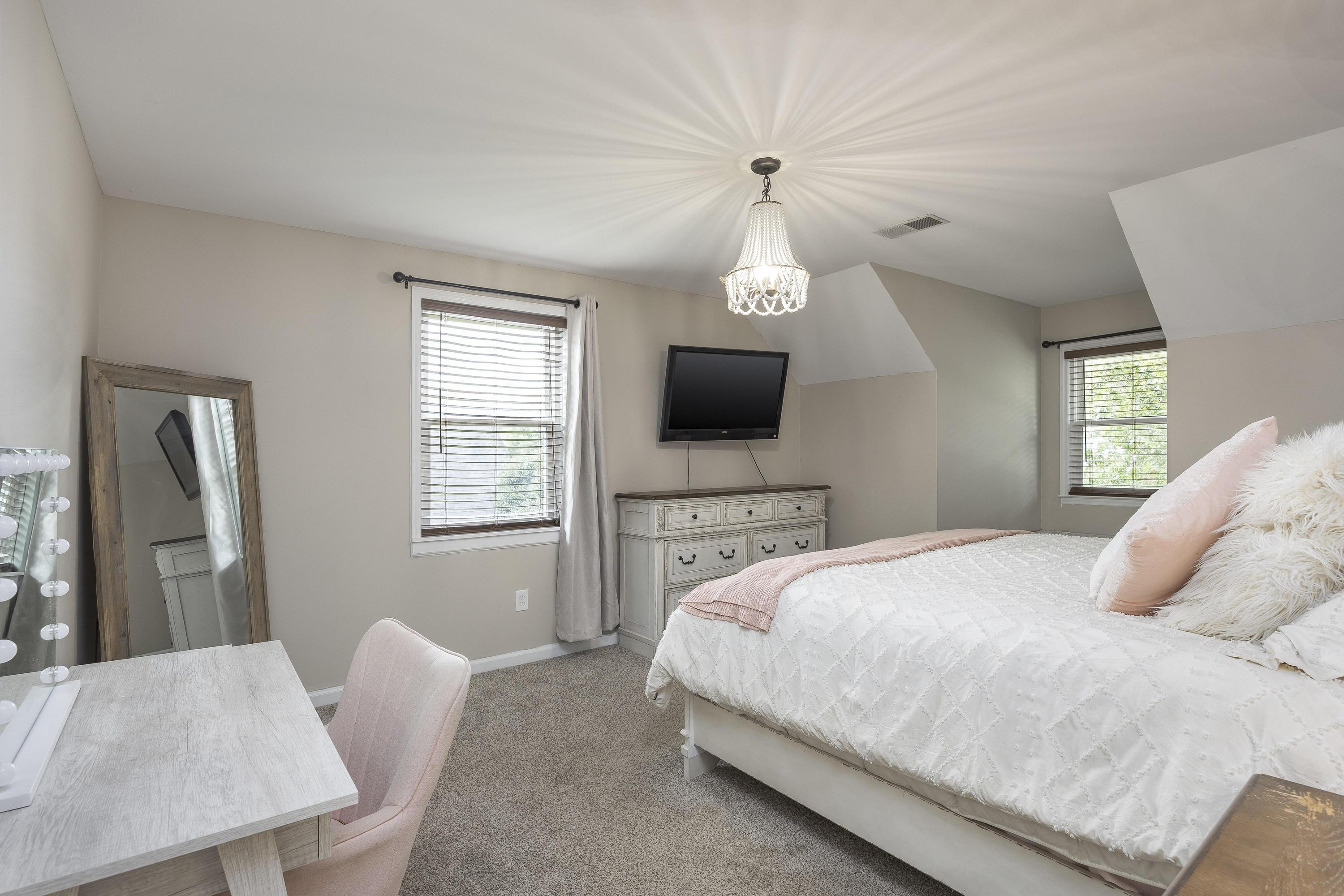 8520 Horseshoe Bend Lane