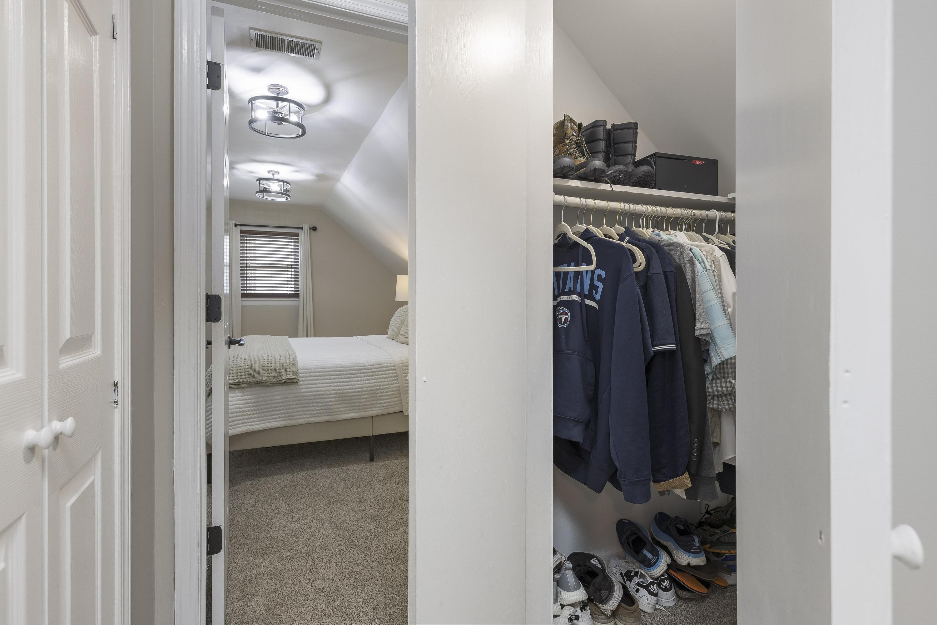 8520 Horseshoe Bend Lane