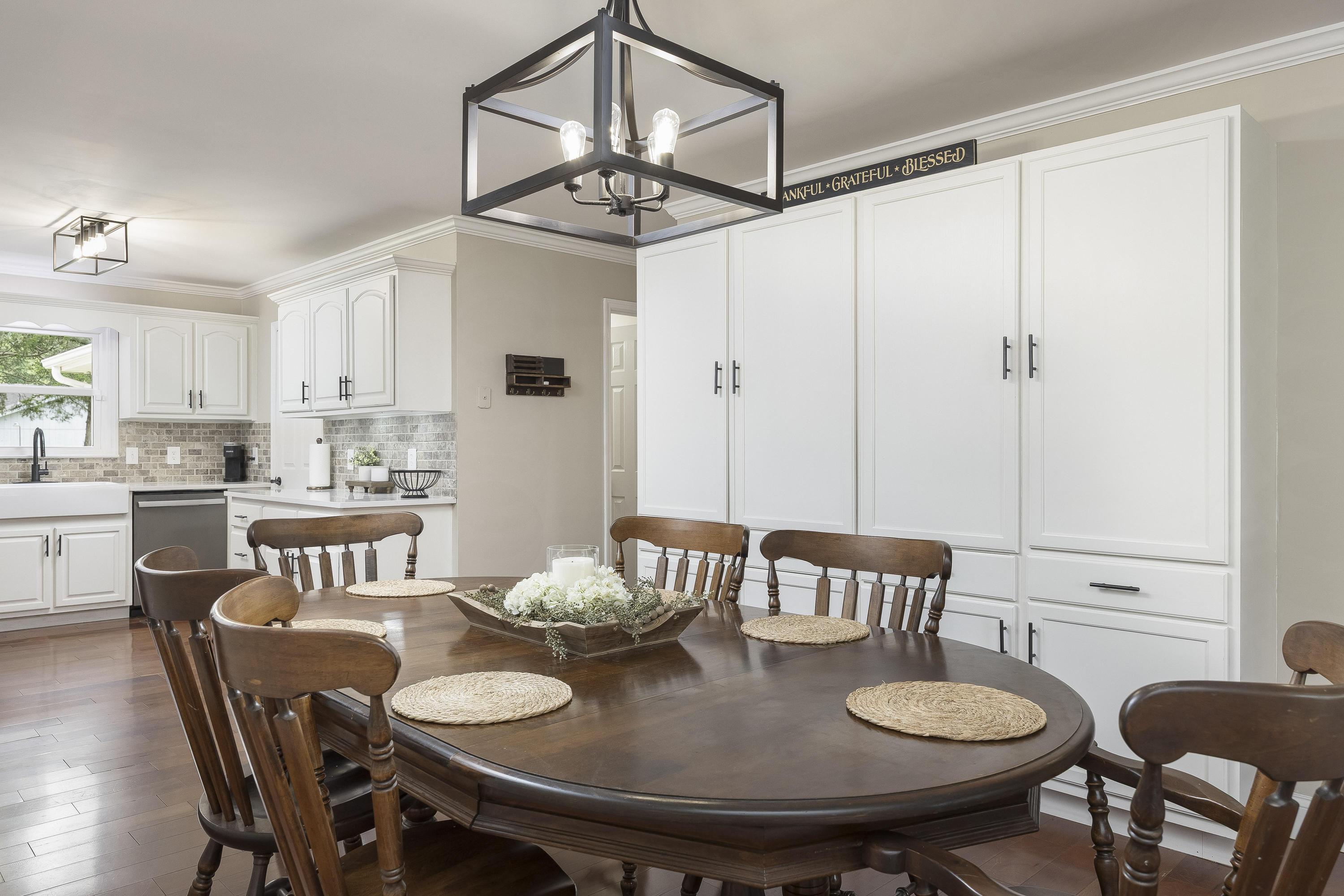 8520 Horseshoe Bend Lane