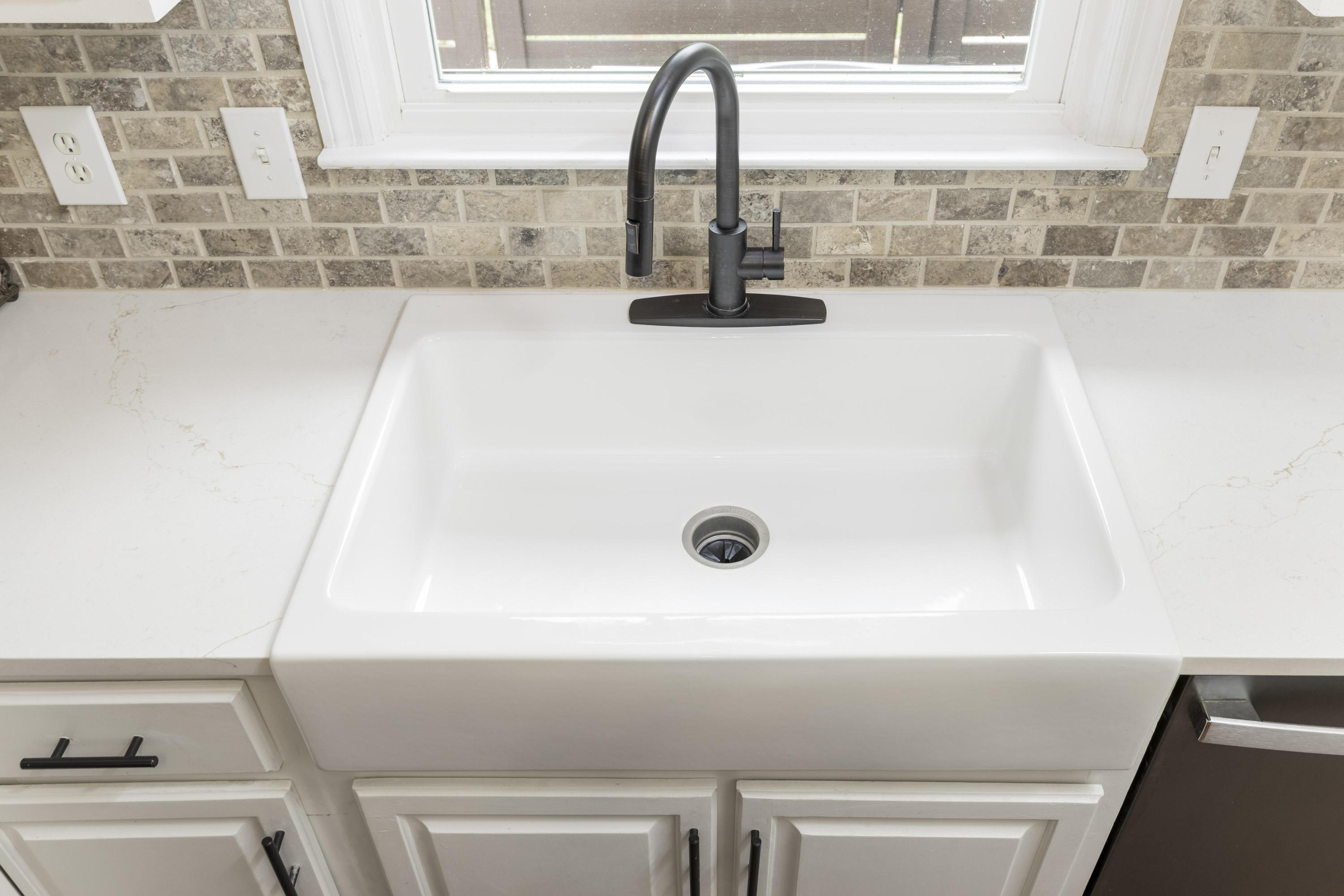 8520 Horseshoe Bend Lane