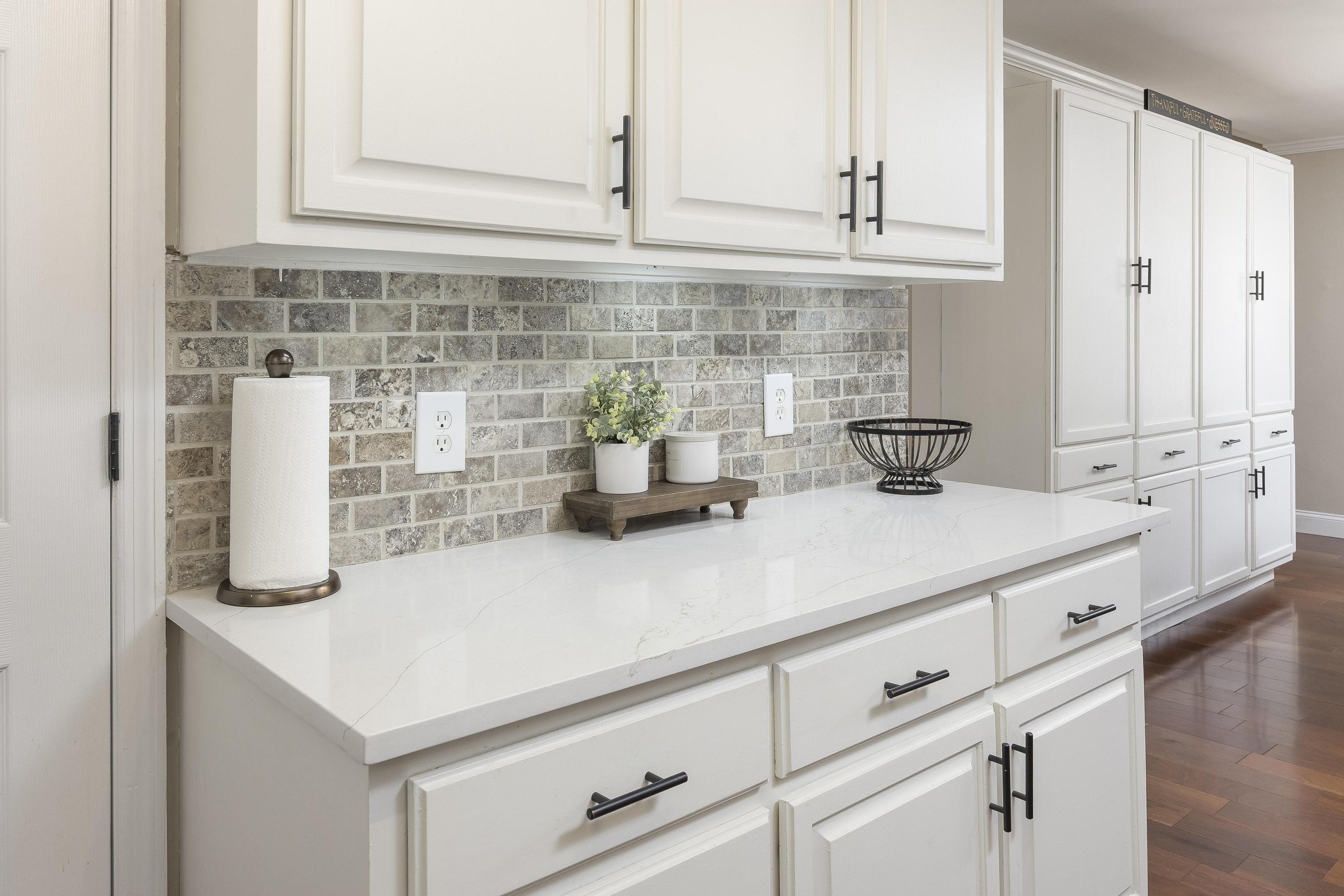 8520 Horseshoe Bend Lane