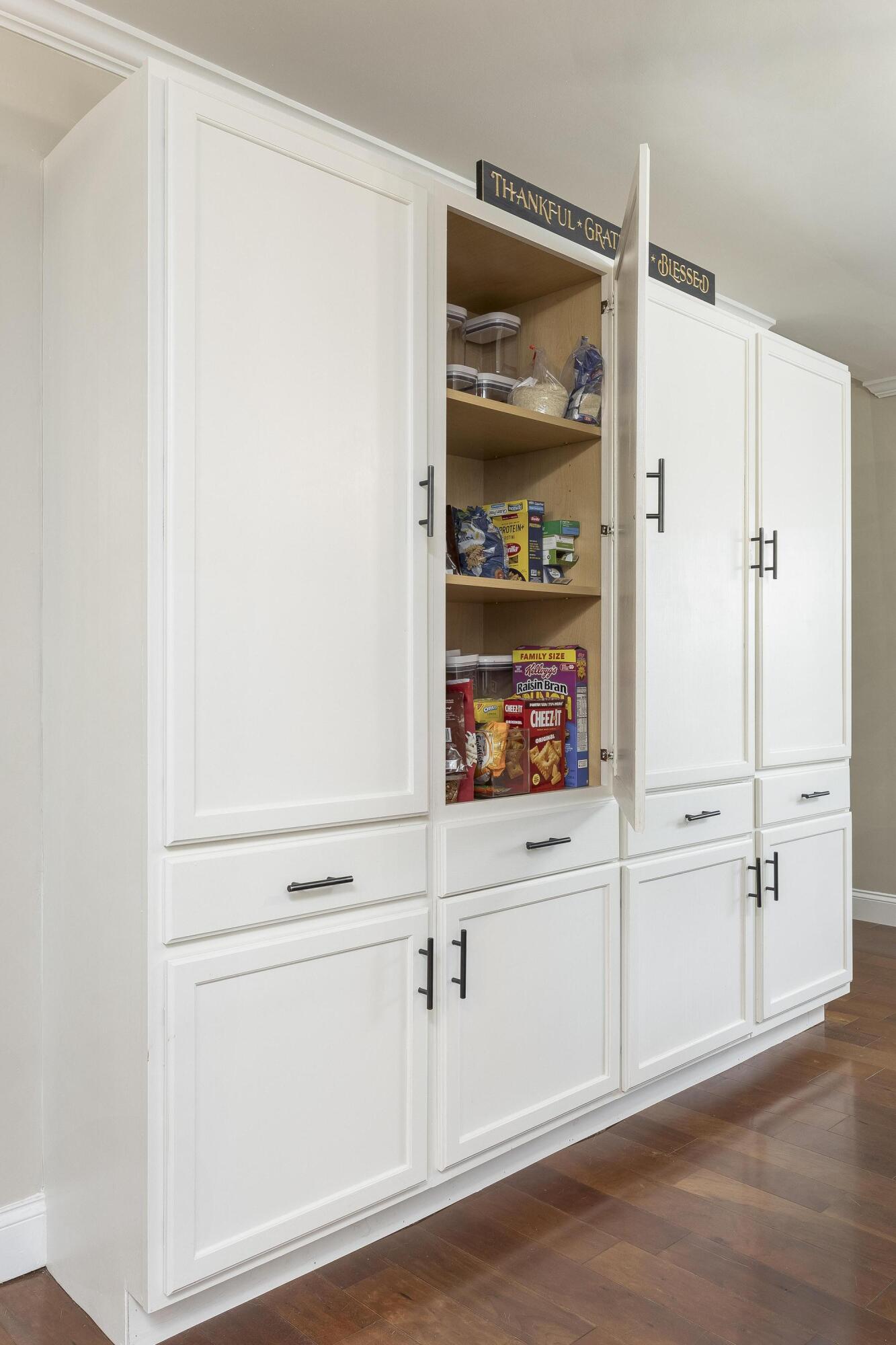 8520 Horseshoe Bend Lane