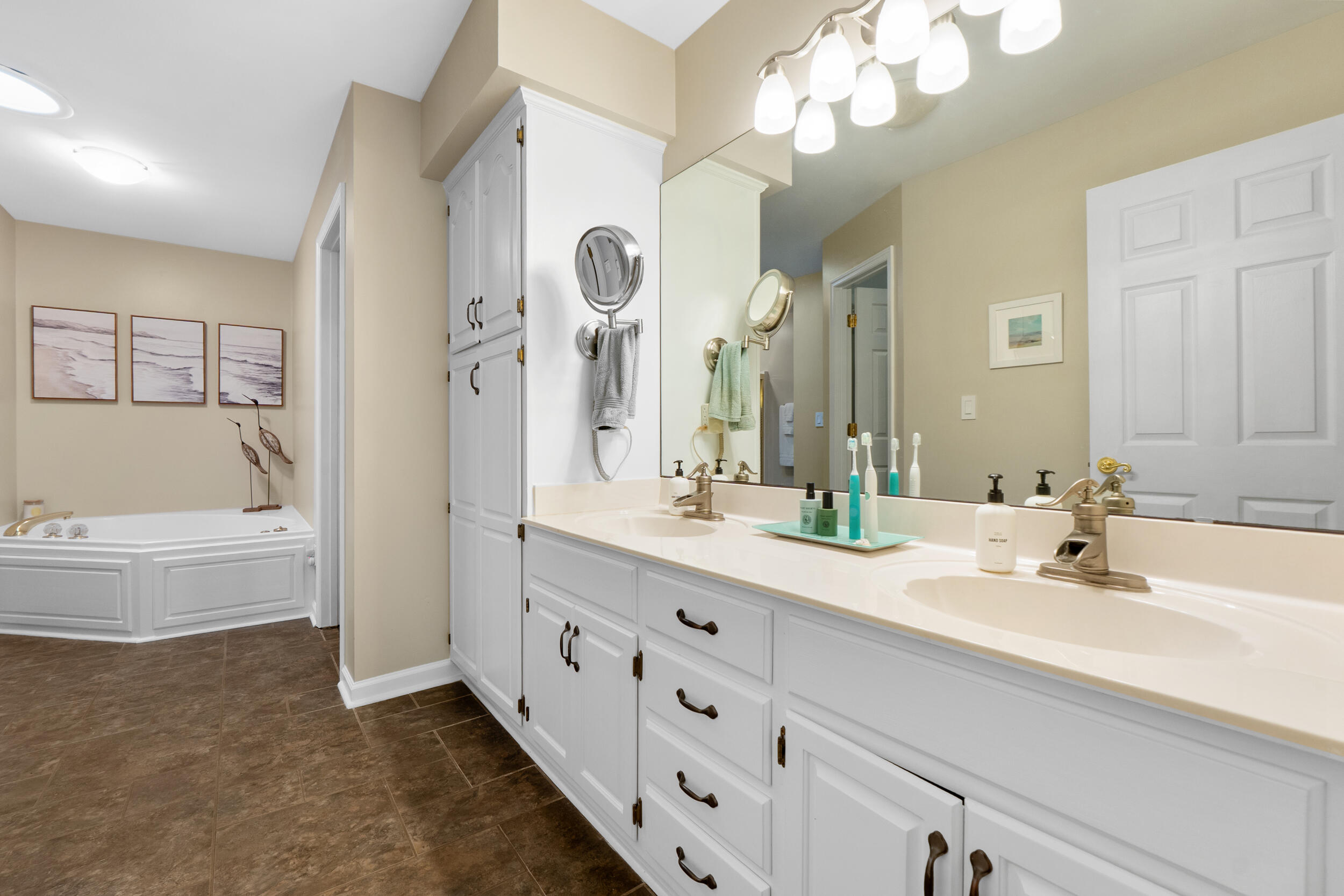 3158 River Canyon Trail