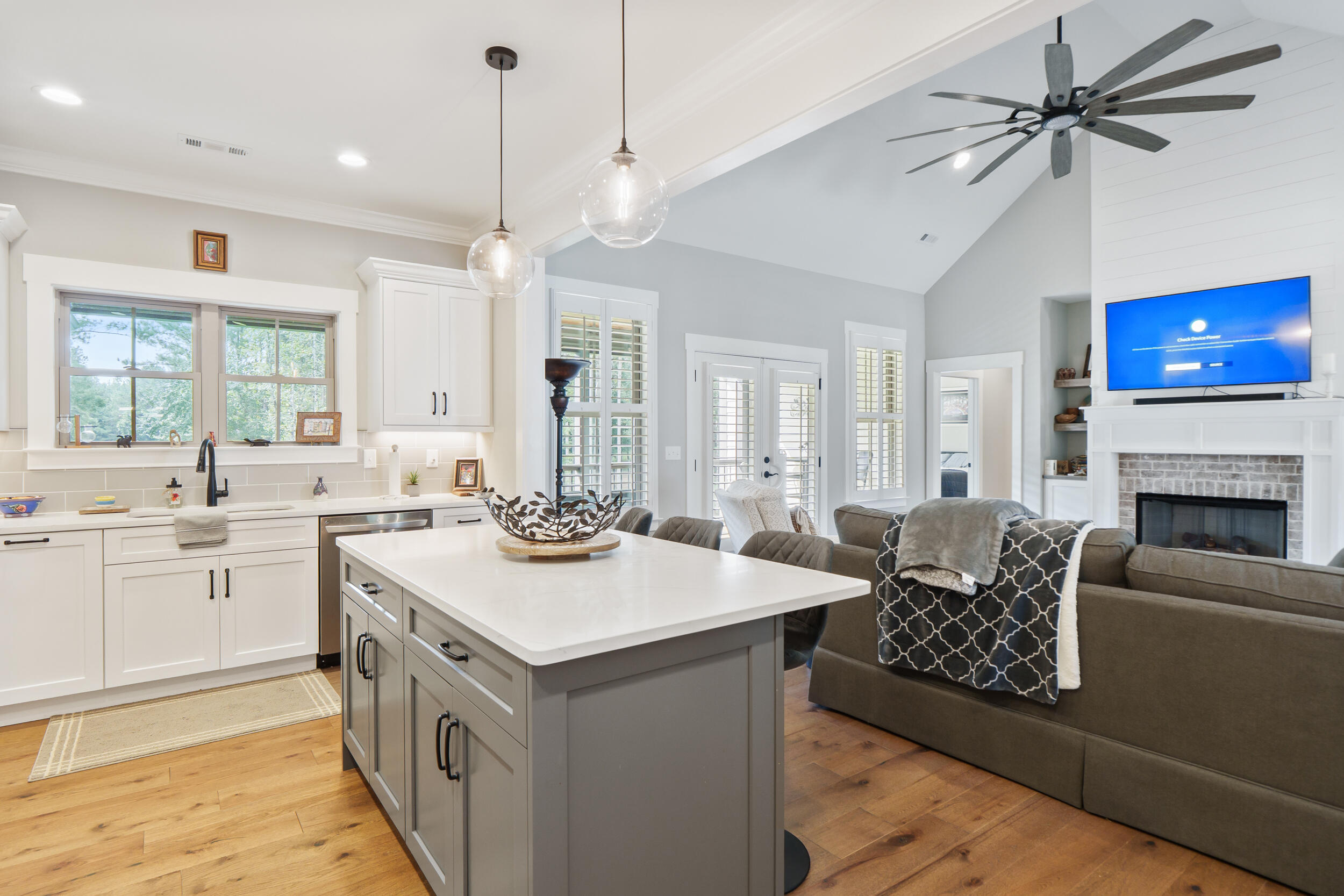 813 Equestrian Drive