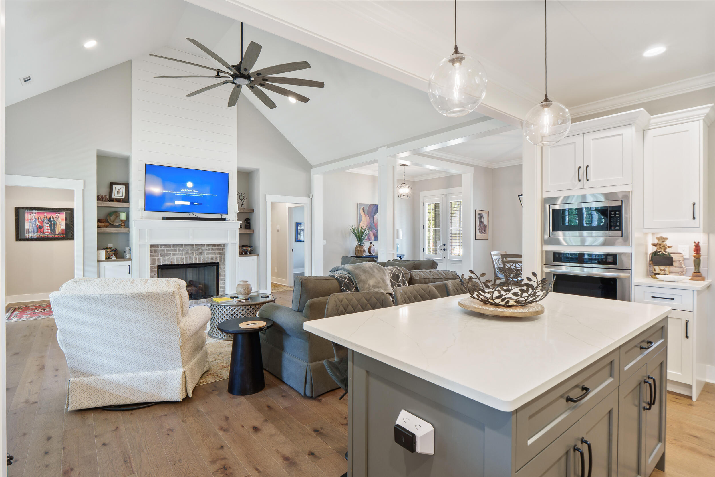 813 Equestrian Drive