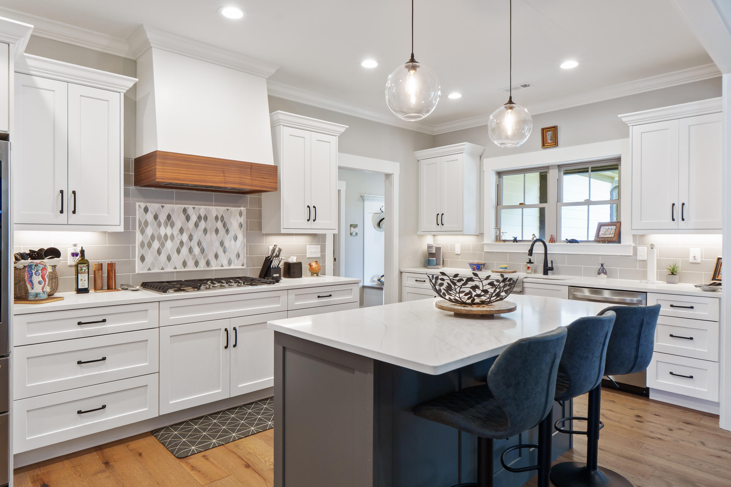 813 Equestrian Drive