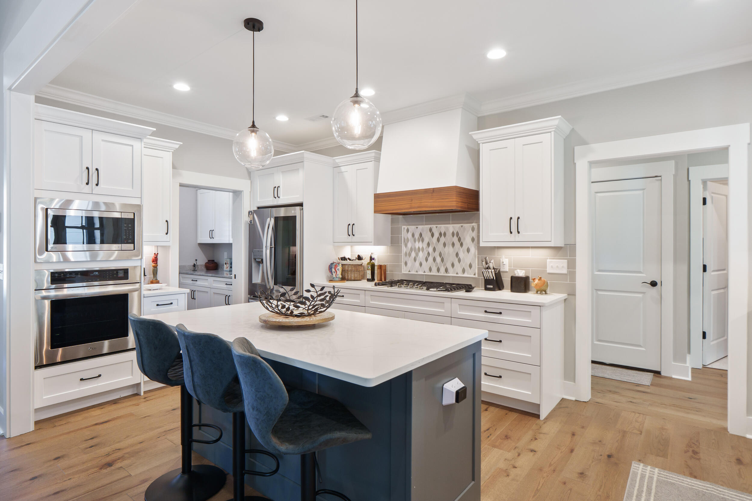 813 Equestrian Drive