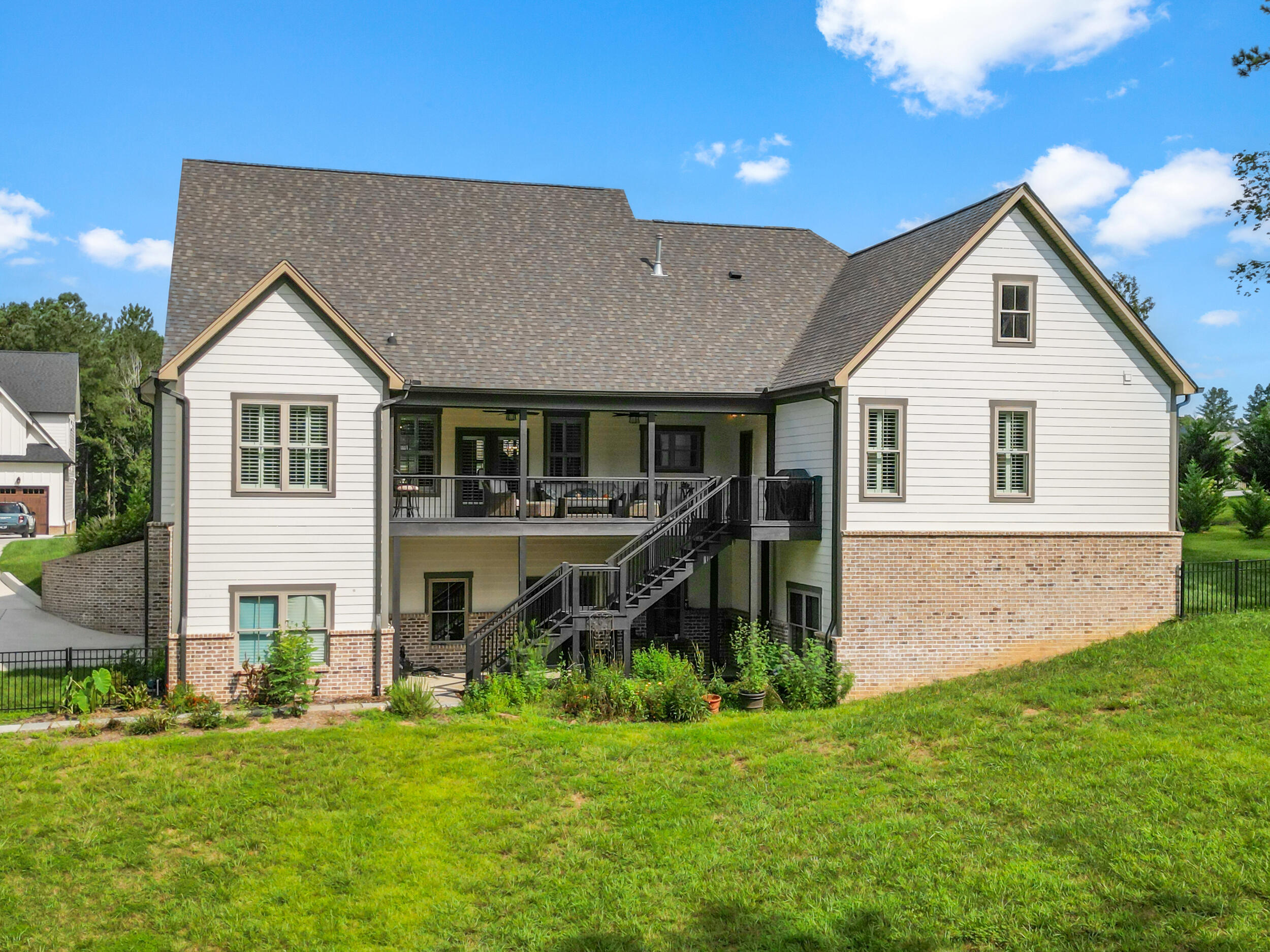 813 Equestrian Drive