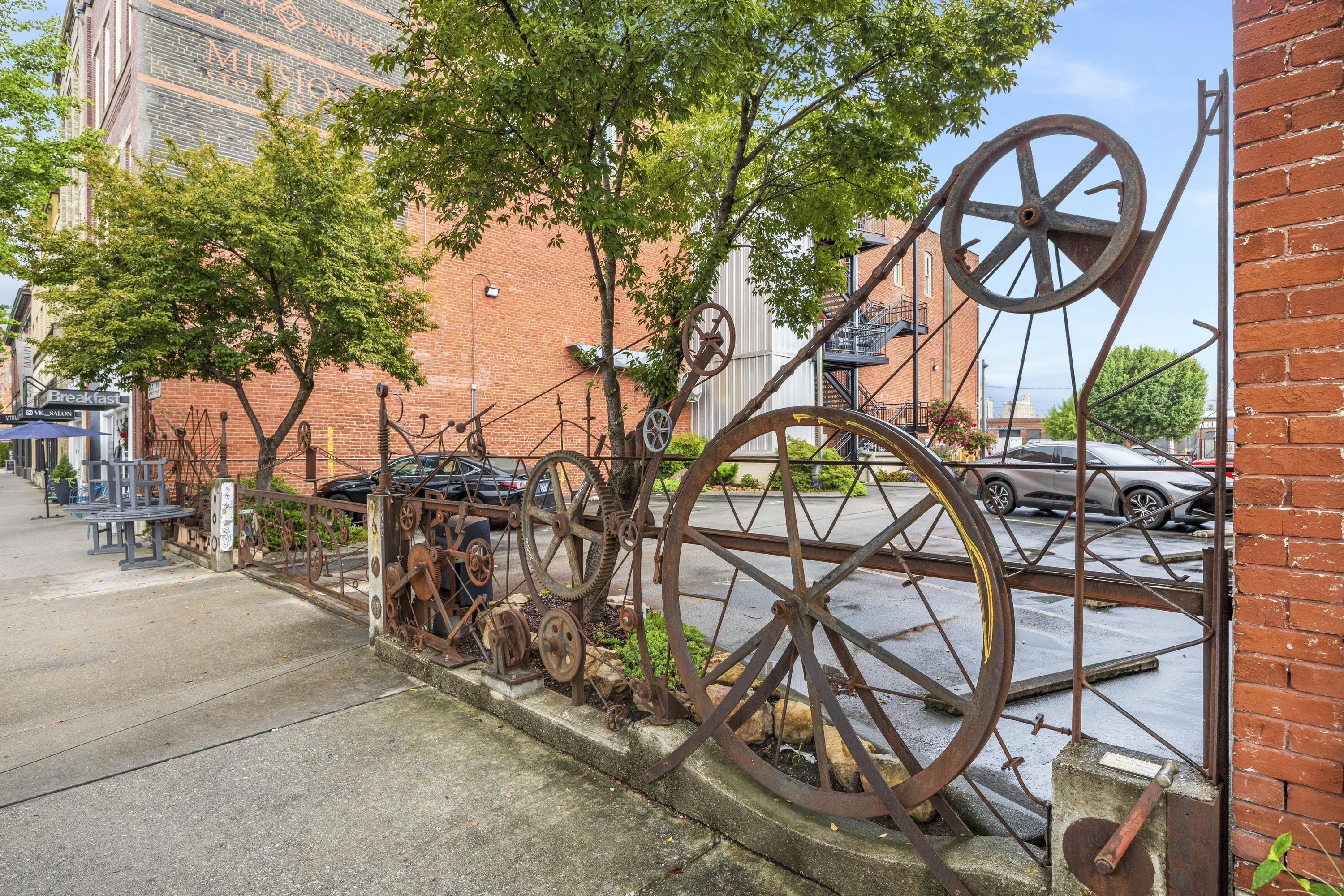 55 E Main Street, 204