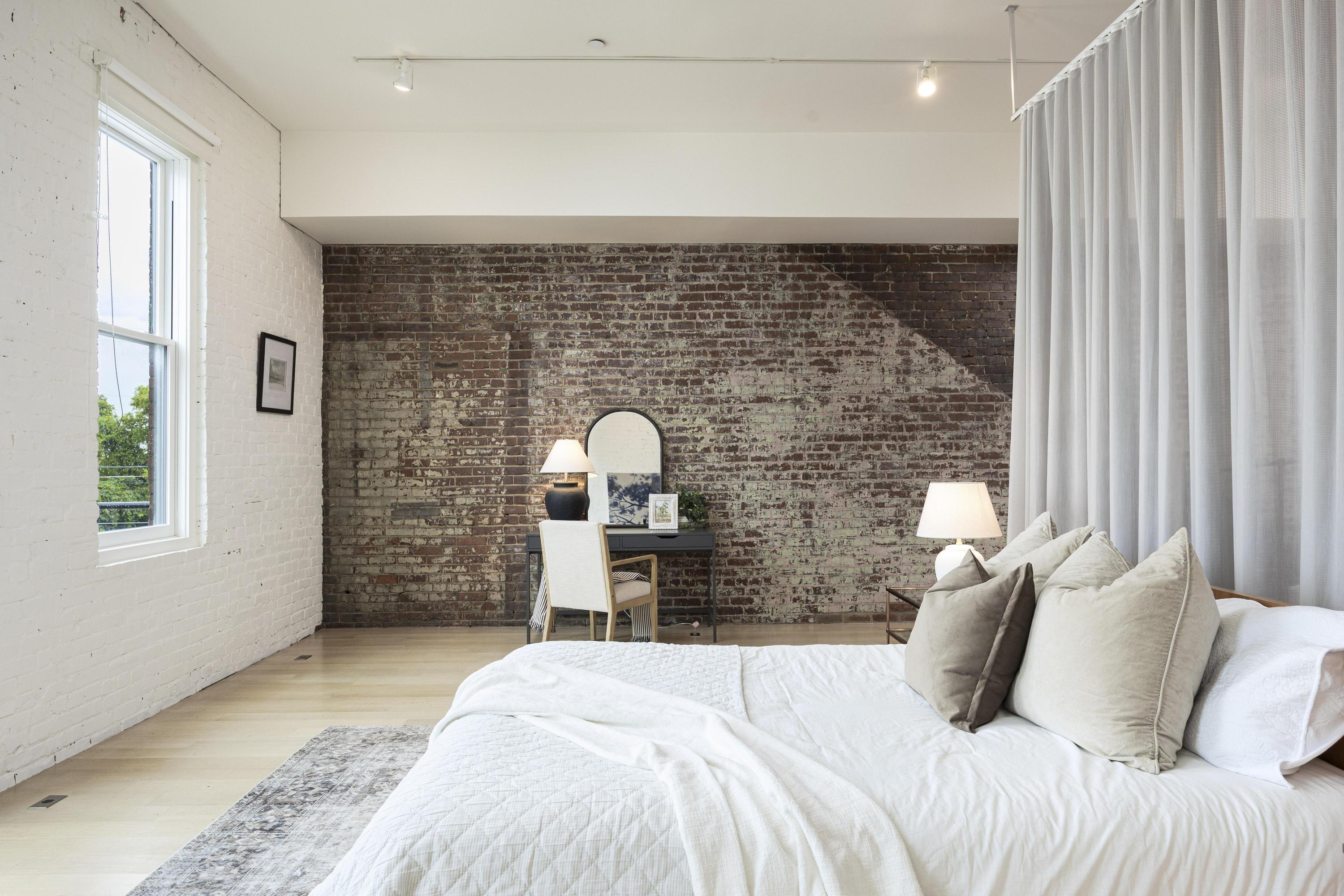 55 E Main Street, 204