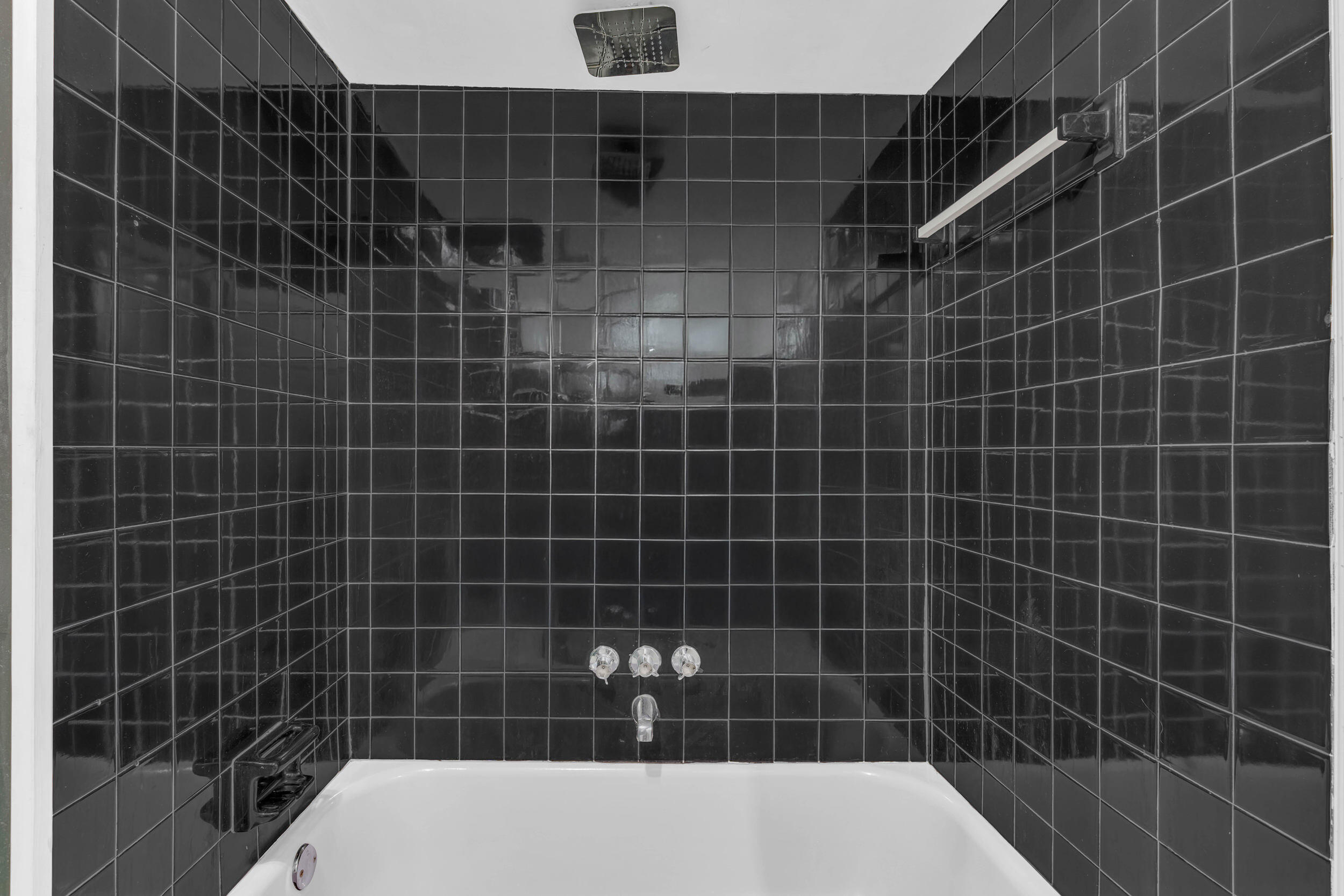 3440 Alta Vista Drive