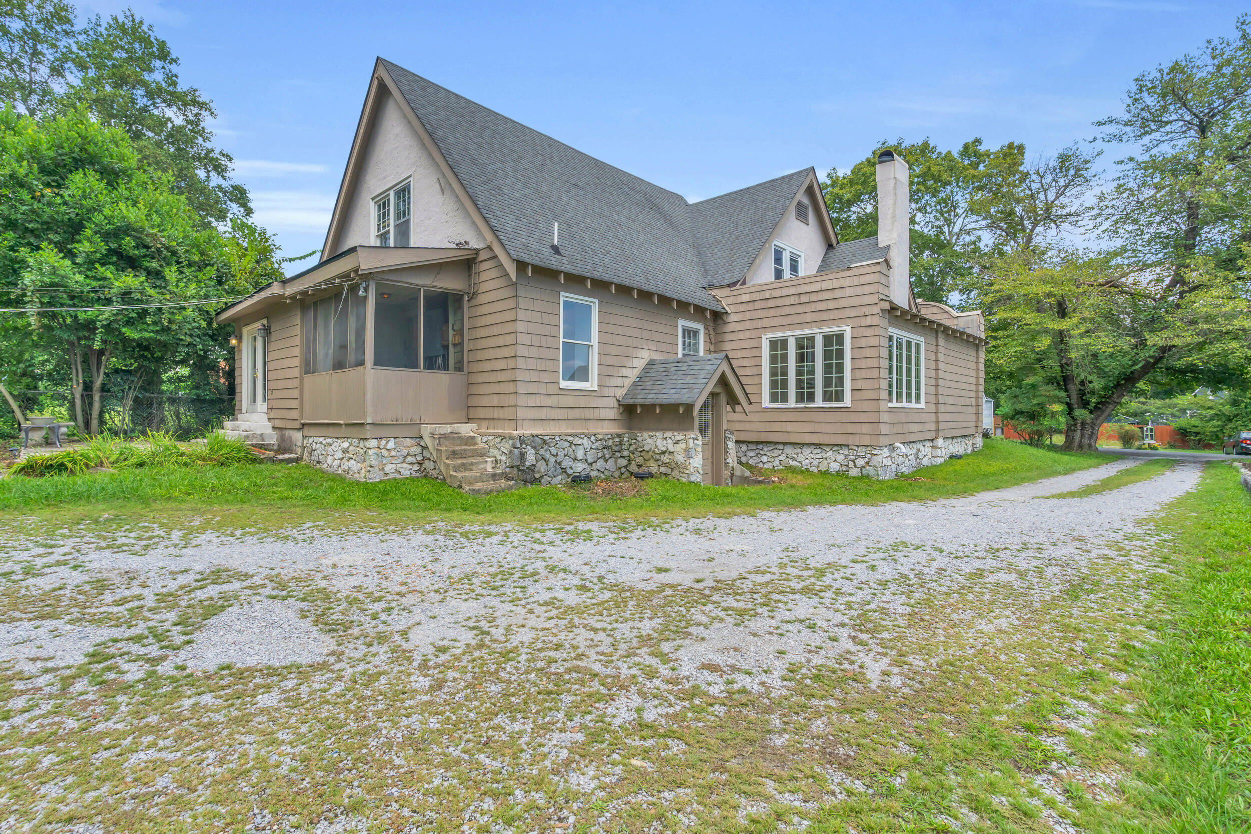 3440 Alta Vista Drive