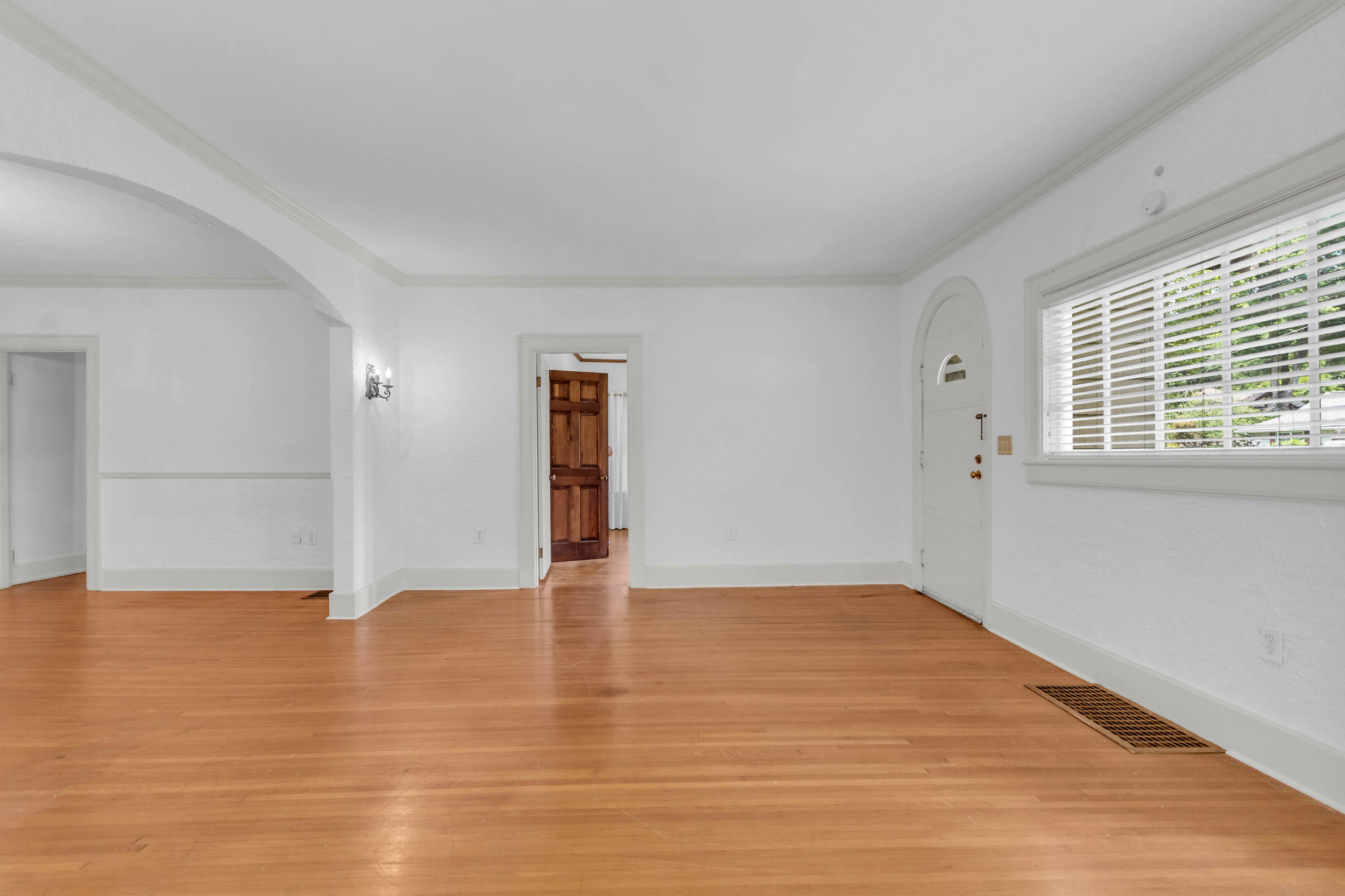 3440 Alta Vista Drive