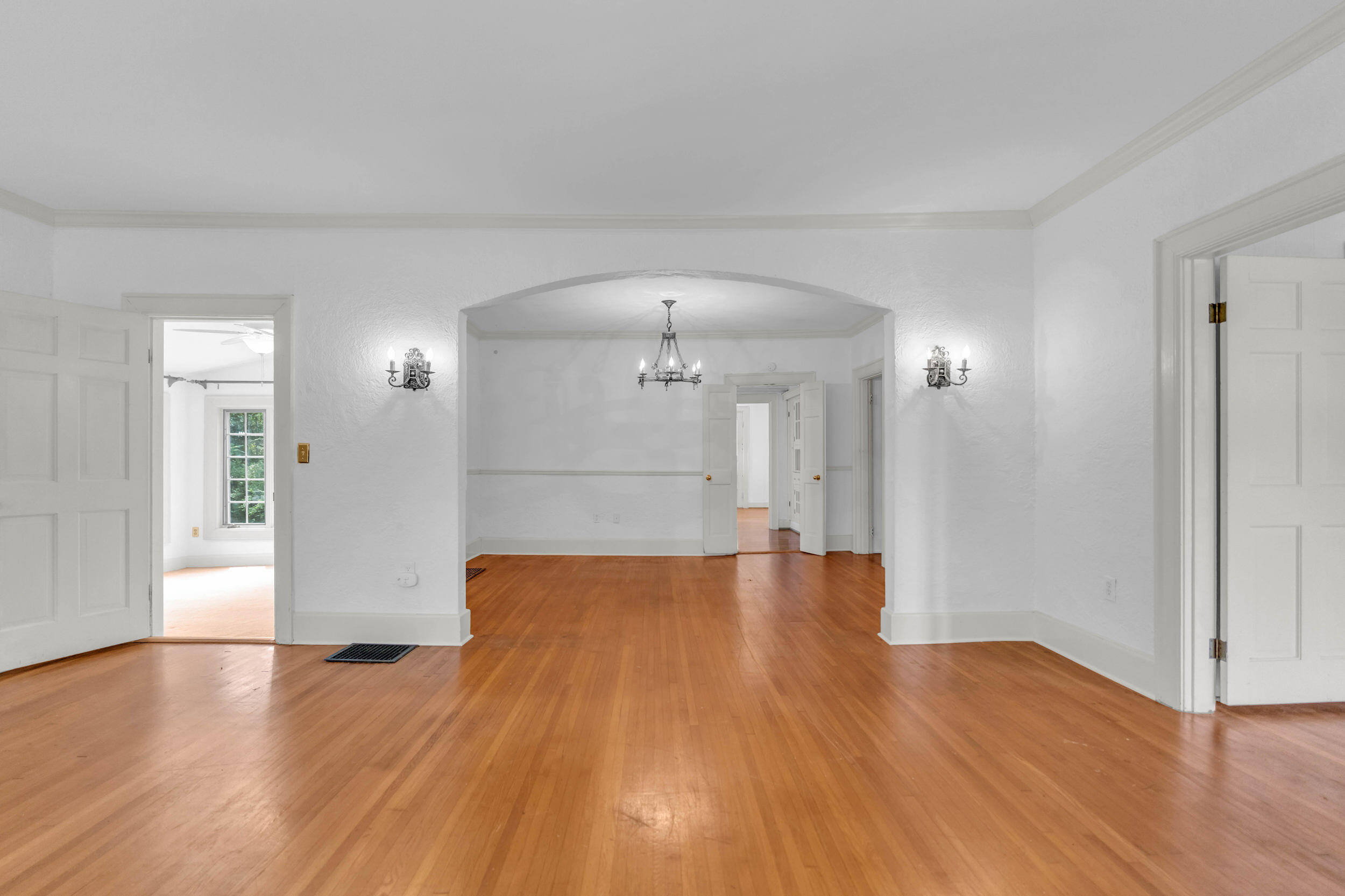 3440 Alta Vista Drive